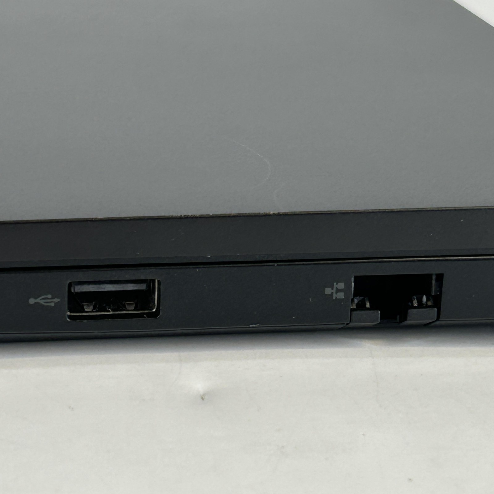 Lenovo ThinkPad E14 Gen 5 FHD+ TOUCH 1.7 GHz i7-1355U 16GB 512GB SSD Very Good