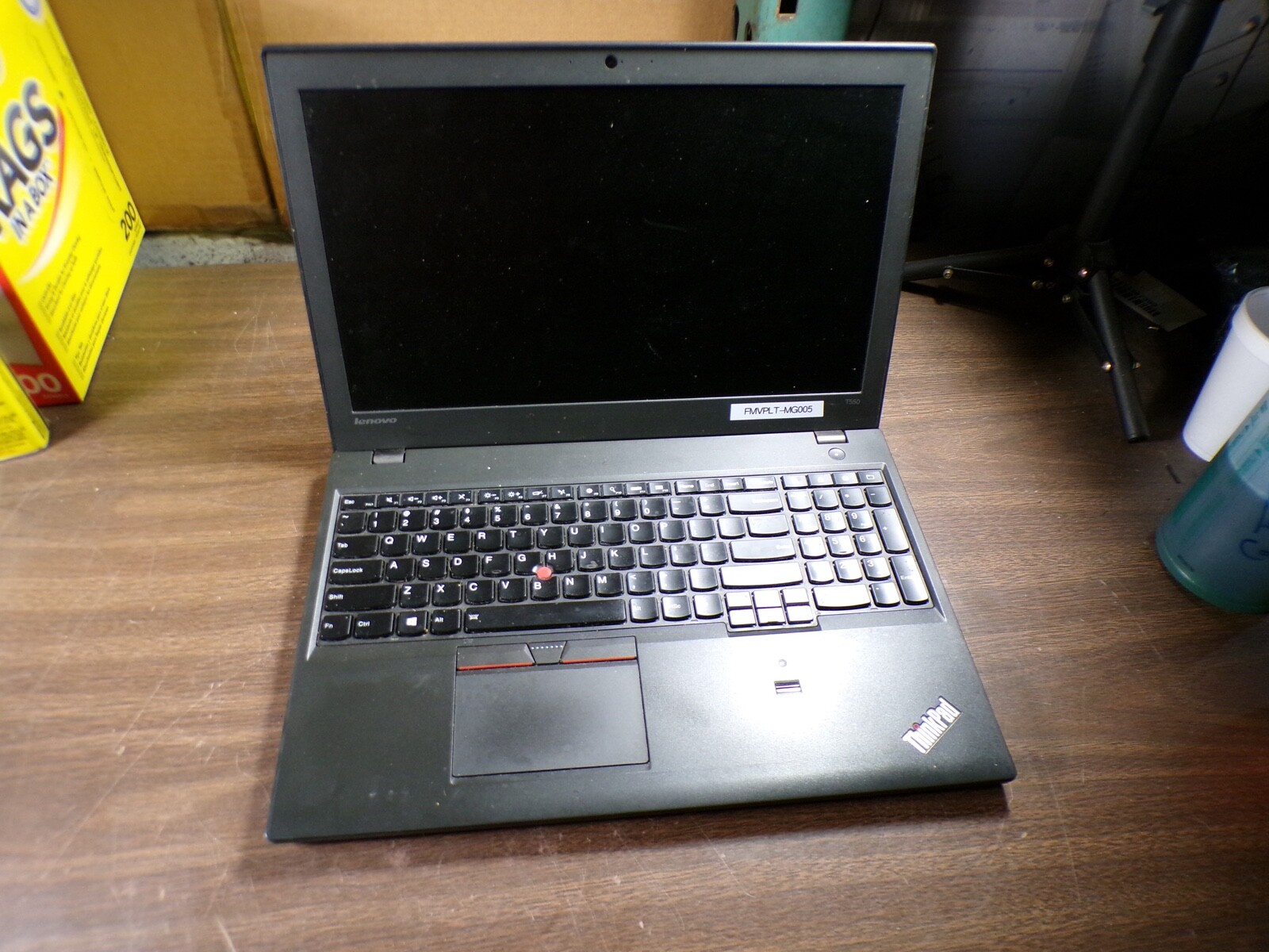 THINKPAD LENOVO T550 INTEL CORE i5-5300U 2.30GHZ 4GB RAM **NO HD/ NO CADDIE