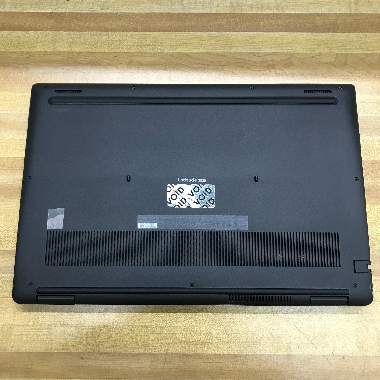 Dell Latitude 3520 15.6″ i5-1135G7 2.4GHz 8GB RAM 256GB SSD (Windows 11 Pro)