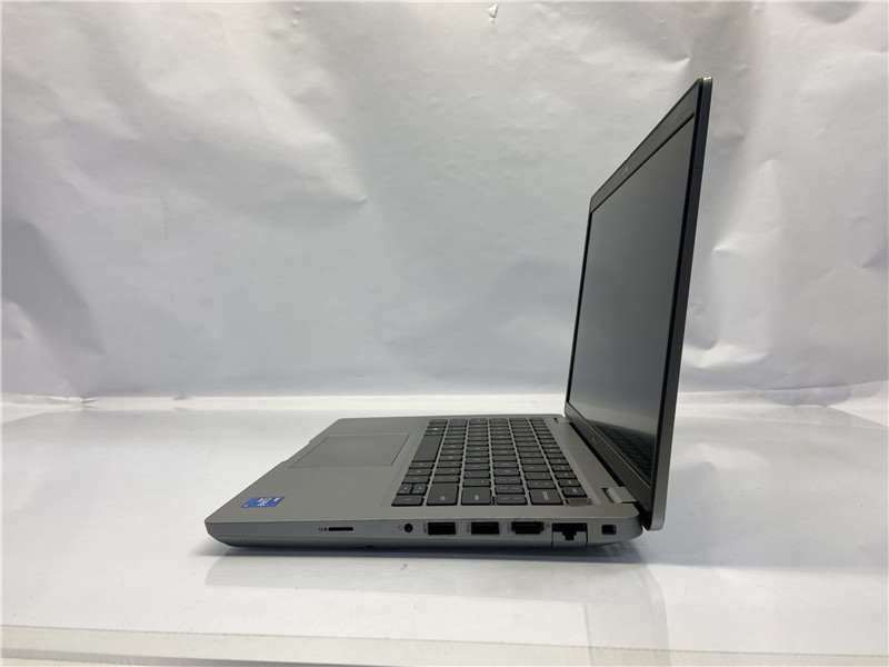 Dell Latitude 5421 Laptop i7-11850H 2.5GHz 8GB 256GB SSD Windows 10 COA Grade C