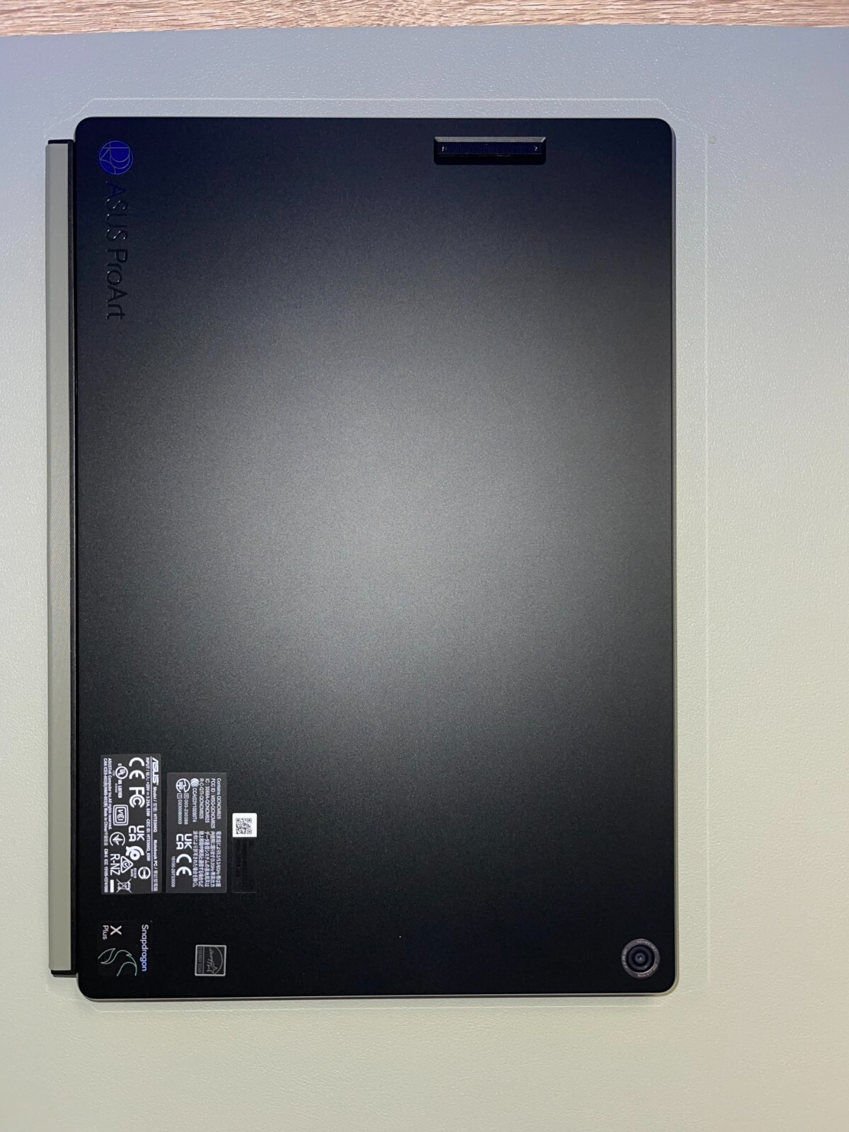 ASUS ProArt PZ13 13•13.3 inches•Touch•X1P 42 100•Black•16GB•OLED•OLED