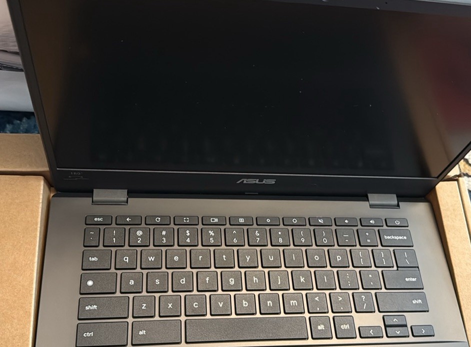 ASUS Chromebook CM1402 14″ FHD Laptop MediaTek Kompanio 520, 4GB RAM, 64GB eMMC