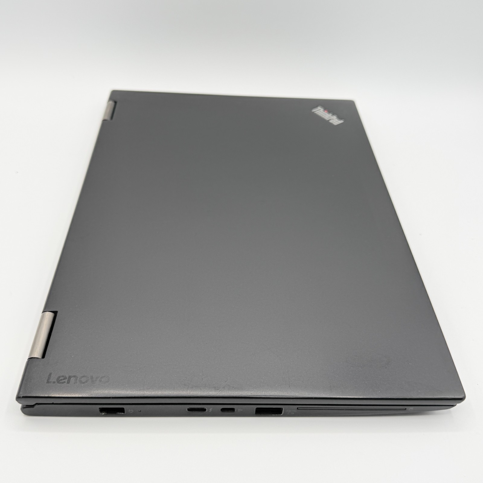 Lenovo ThinkPad Yoga 370 2-in-1 13″ FHD Touch I5-7300U 256GB SSD 8GB W11P