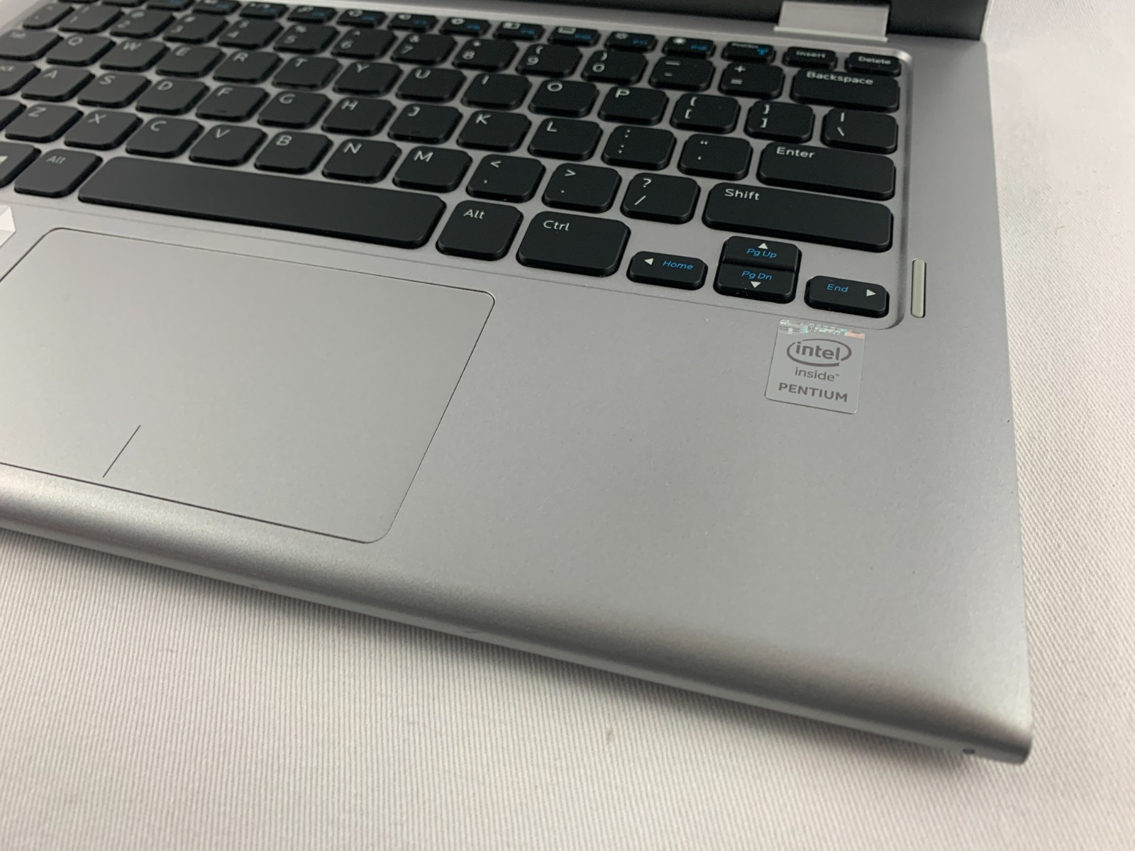 Dell Inspiron 11-3147 Laptop, Intel Pentium N3530 2.16GHz 4GB RAM 320GB HDD W10H