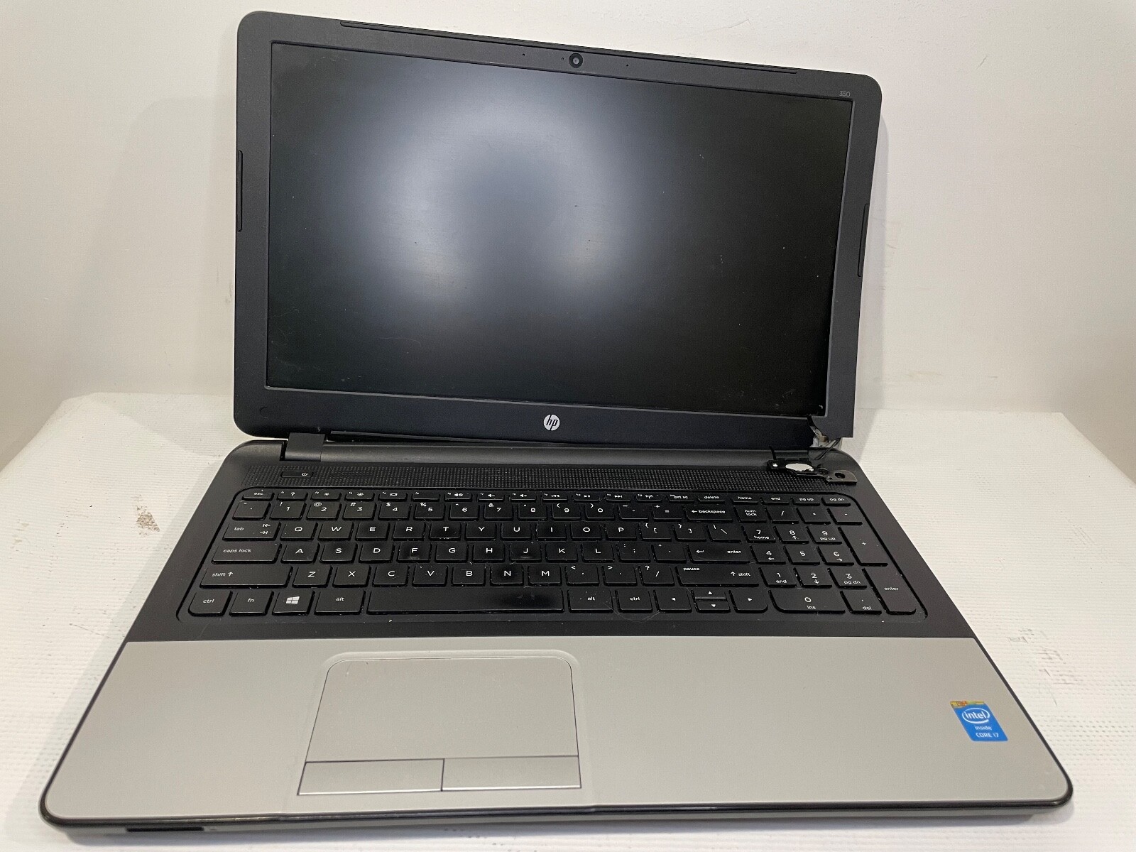 HP 350 G1 15.6″ Laptop i7 4500U 2.40GHz 16GB RAM 120GB SSD Bad Hinge