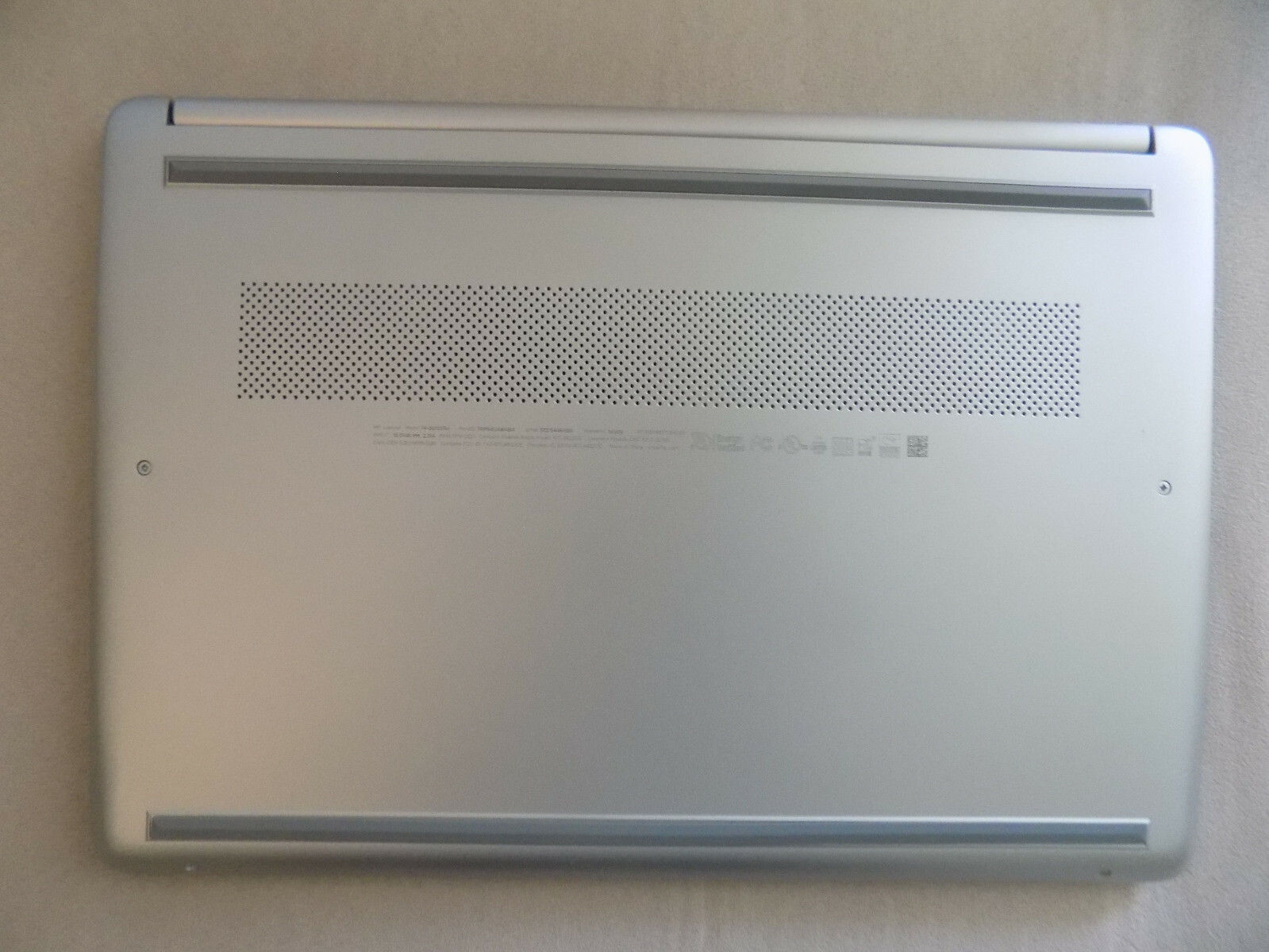 HP 14-dq1033cl i3 tenth gen, 8GB RAM 128GB SSD, (Nice!)