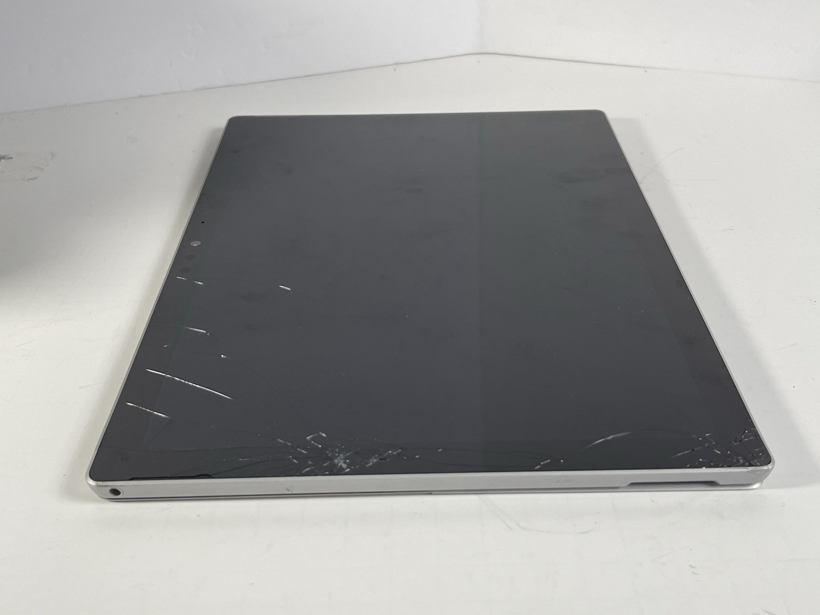 Cracked- Still Works! Microsoft Surface Pro 6 1796 i5-8250U 8GB 128GB (2)