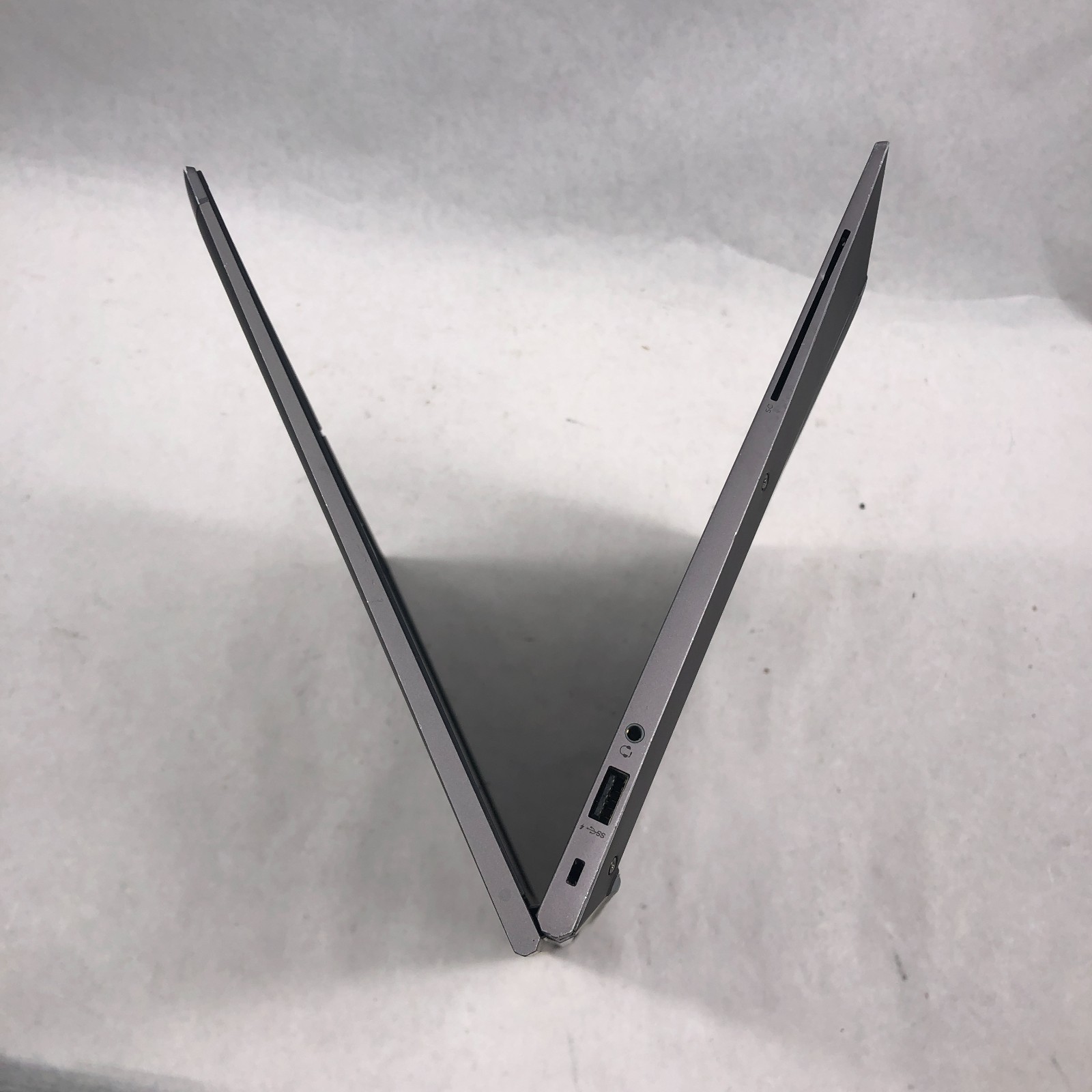 HP ZBook Firefly 15 G8 Mobile Workstation i7-1165G7 16GB RAM No SSD