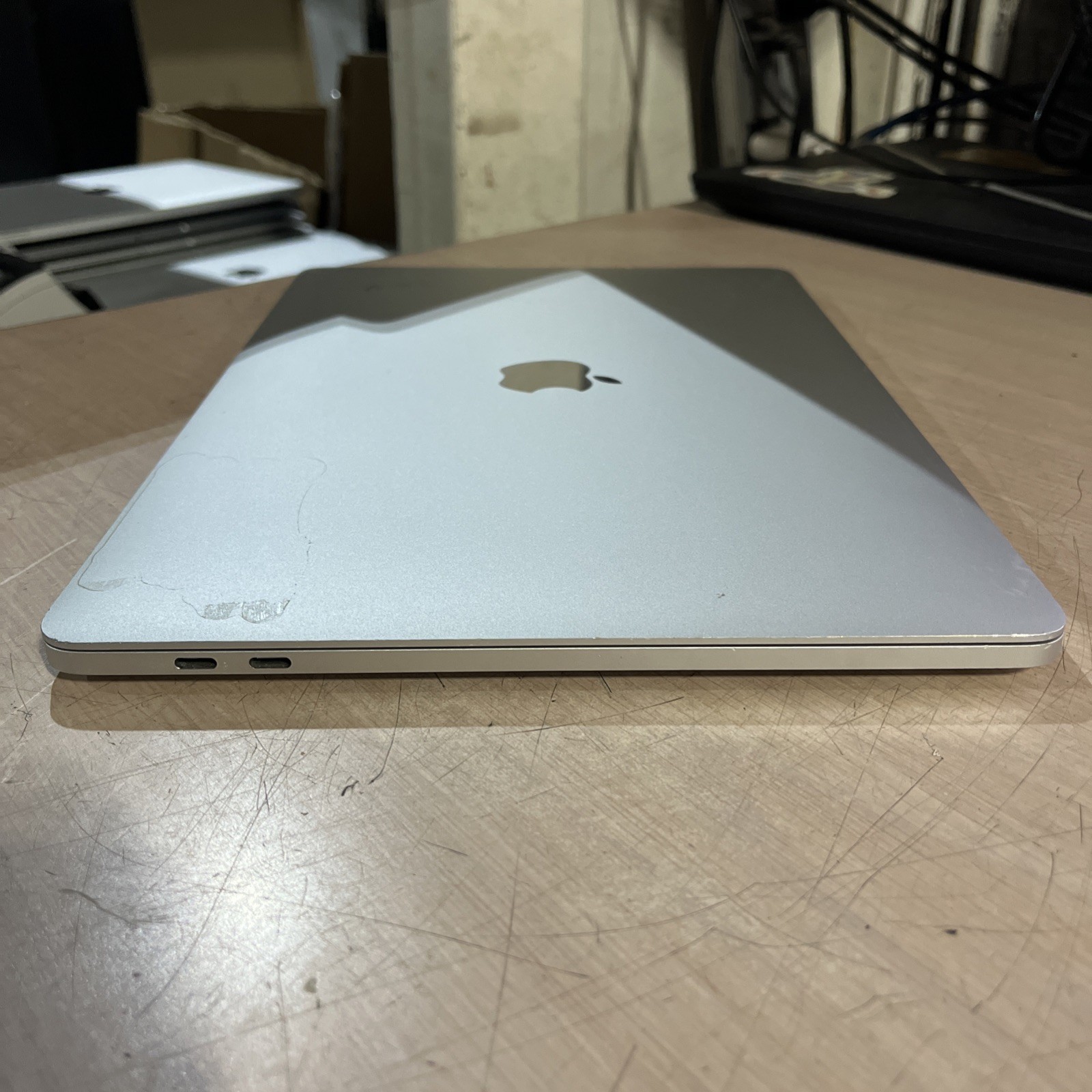APPLE MACBOOK PRO 13″ MID-2017 CORE I5-7360U 2.3GHZ 8GB RAM 128SSD