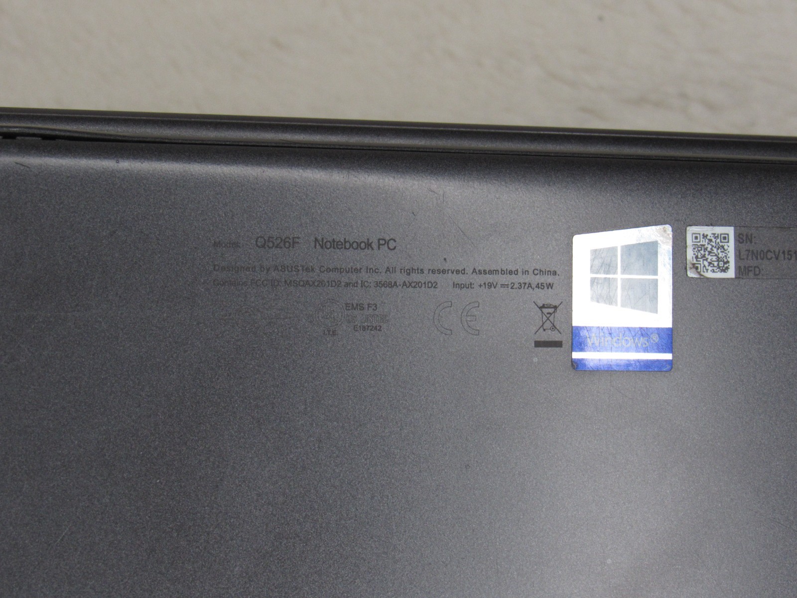 ASUS Q526F i7-10510U (FOR PARTS) – UNTESTED – DOES NOT TURN ON