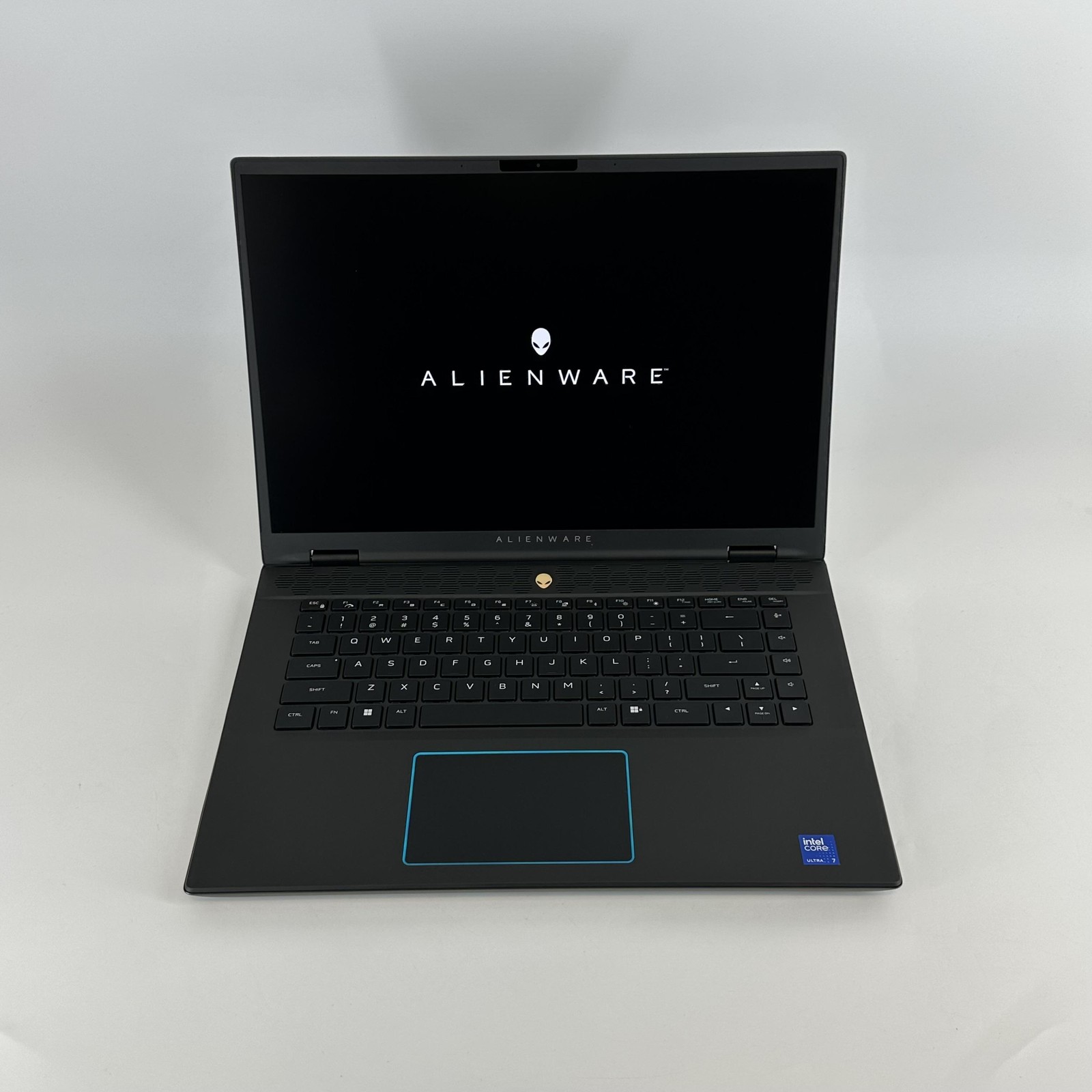 Dell Alienware M16 R2 16 QHD+ 1.4GHz Ultra 7 155H 16GB 1TB RTX 4070 Loose Hinge