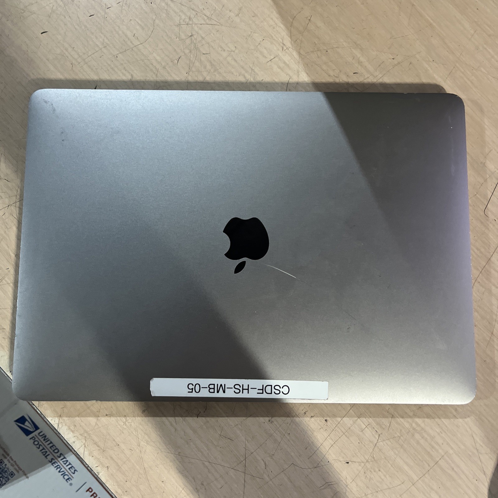APPLE MACBOOK PRO 13″ MID-2017 CORE I5-7360U 2.3GHZ 8GB RAM NO HD ..