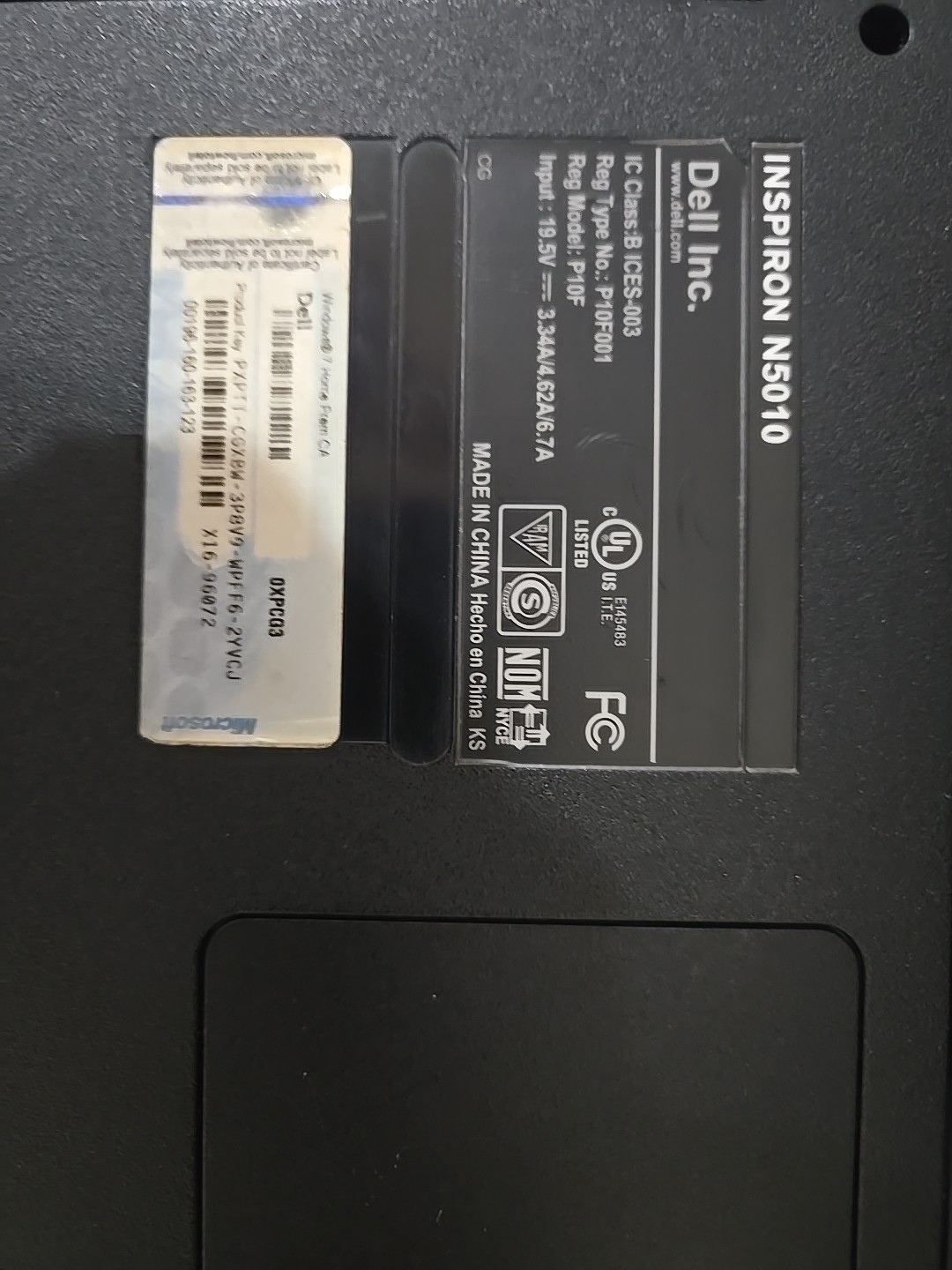 Dell Inspiron N5010 Intel Core i3-380M 2.53GHz 4GB RAM With Cord And Case
