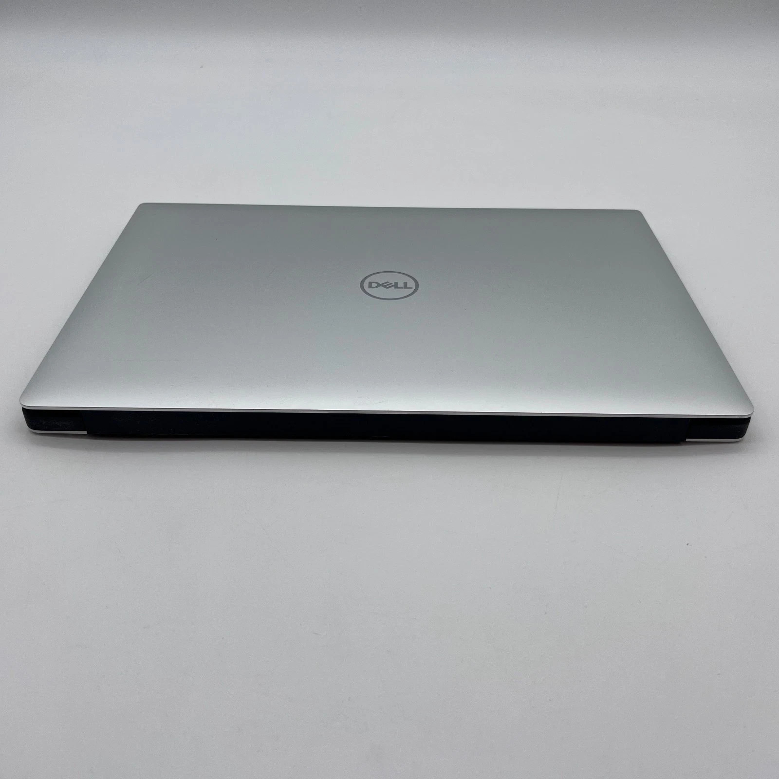 DELL XPS 15 9570 4K TOUCHSCREEN i9-8950HK 32GB RAM 1TB NVIDIA GeForce GTX 1050