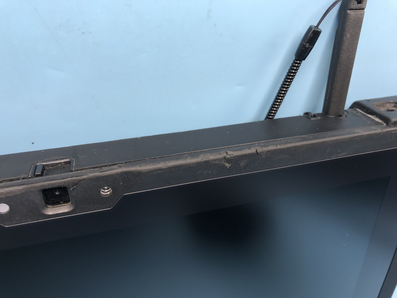 Dell Latitude 7212 Rugged 11.6″ Core i5-8350U 1.70GHZ 8GB RAM 256GB SSD Win 11