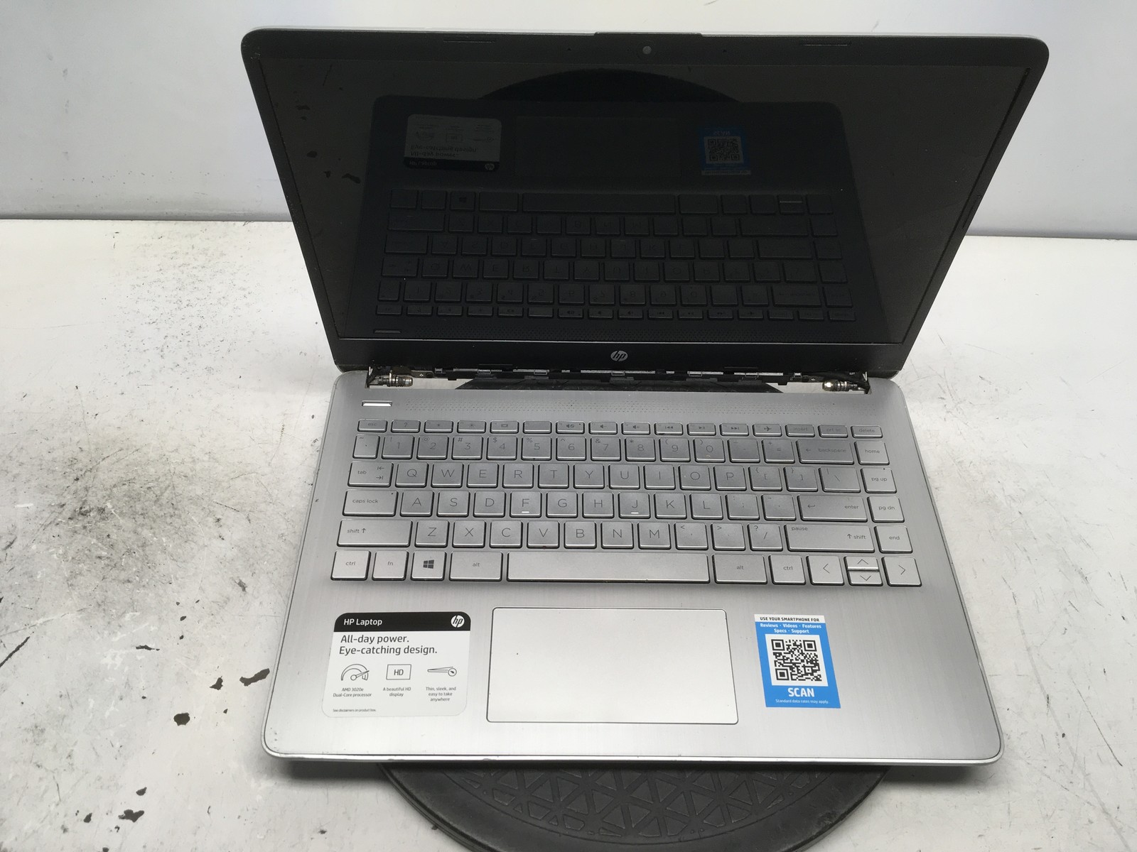 HP 14-FQ0036CL AMD 3020E 1.2GHz 4 GB NO HDD No Batt