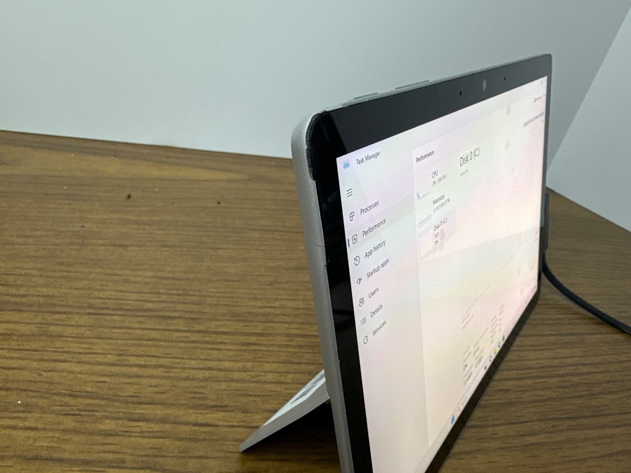 Microsoft Surface Go 2 | 10.5’| Pentium 4425Y | 8GB | 128GB SSD | *BAD BATT*
