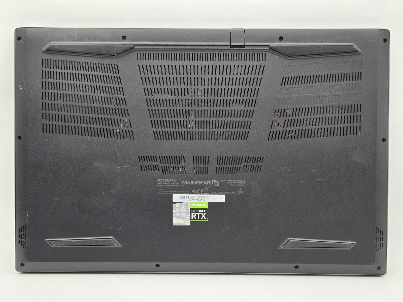 MAINGEAR Vector Pro 15″ FHD I7-11800H 1TB SSD 32GB W11P RTX 3070 240Hz *READ*