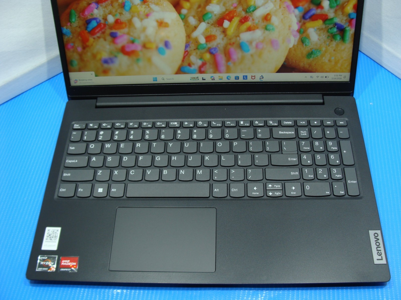 Lenovo V15 G2 ALC 15.6″ FHD AMD Ryzen 5 5500U 2.1GHz 8GB 256GB Win 11Pro +PA