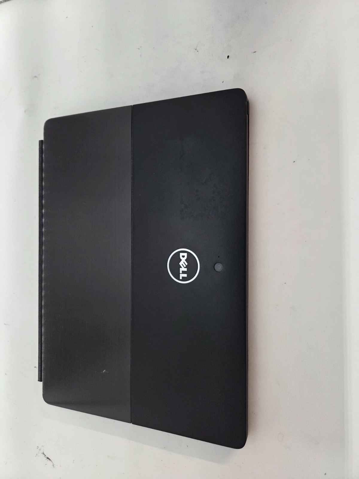 651146 Latitude5285 2in1 w/charger.i5-7300U.8GB.256GB M.2.12.3″ Touch.W11.Nice!