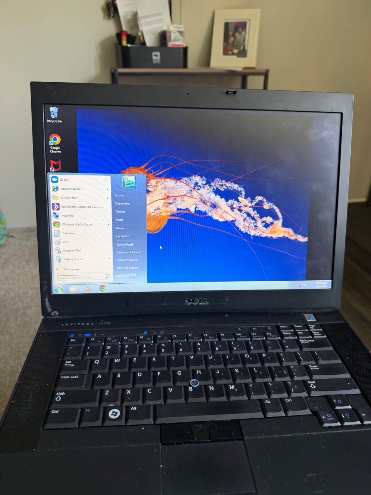 Black Dell Laptop – Latitude E6500 with charger