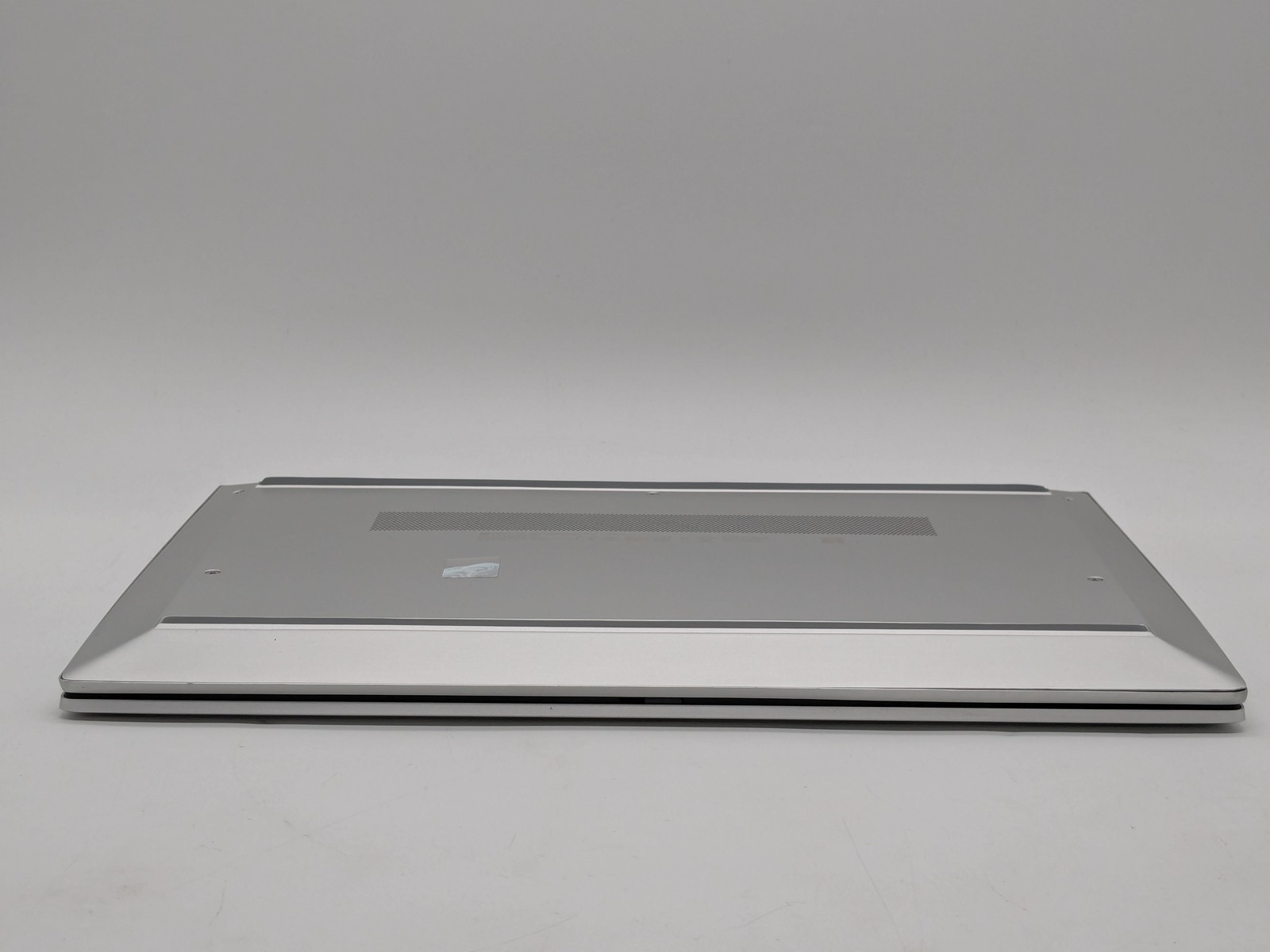 HP EliteBook 835 G8 13″ FHD Touch RYZEN 7 PRO 5850U 512GB 16GB W11P Warranty