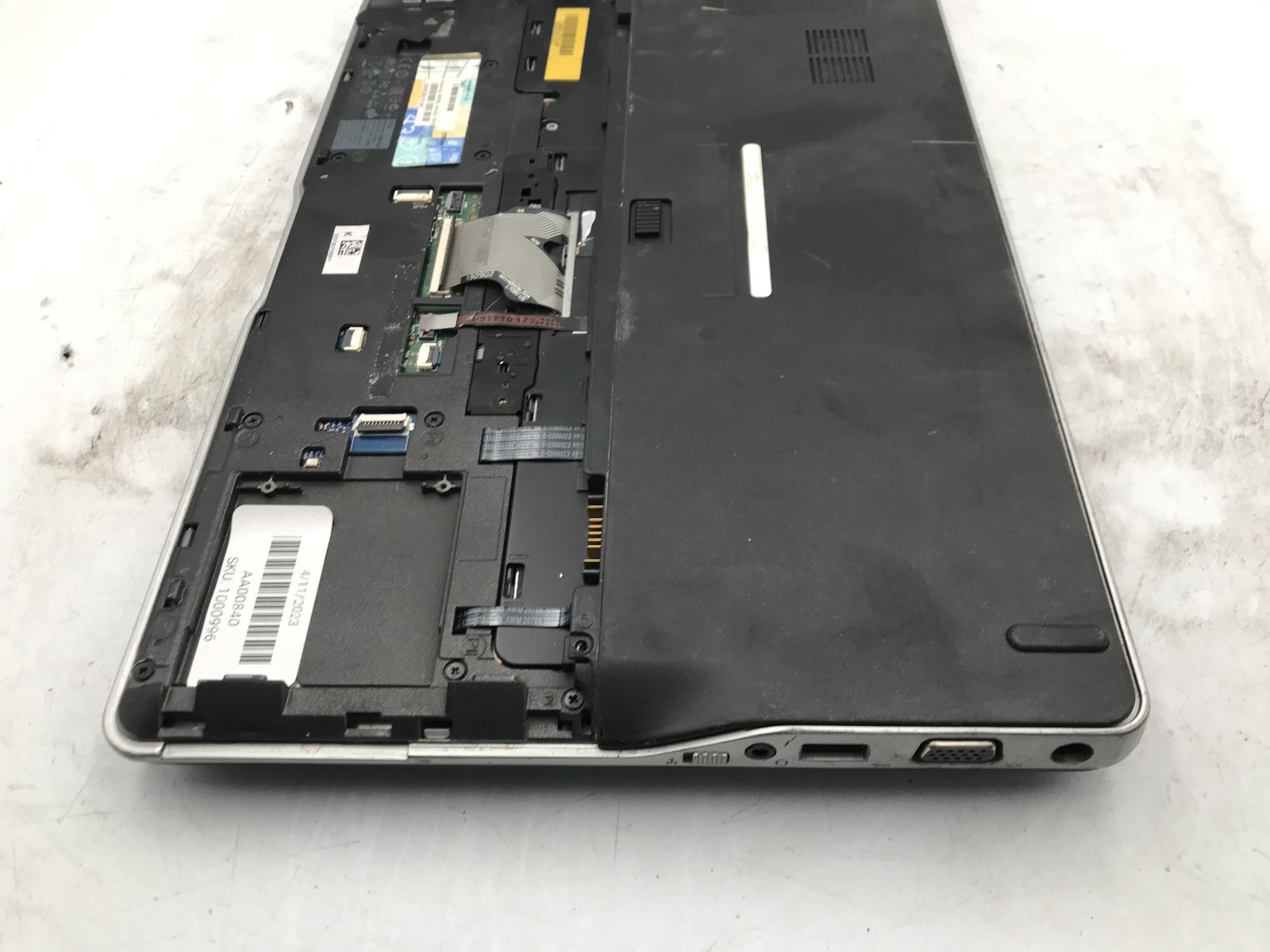 DELL LATITUDE 6430U – BOOTS TO BIOS – INTEL I5 3437U – NO RAM – READ DESC – BB!!