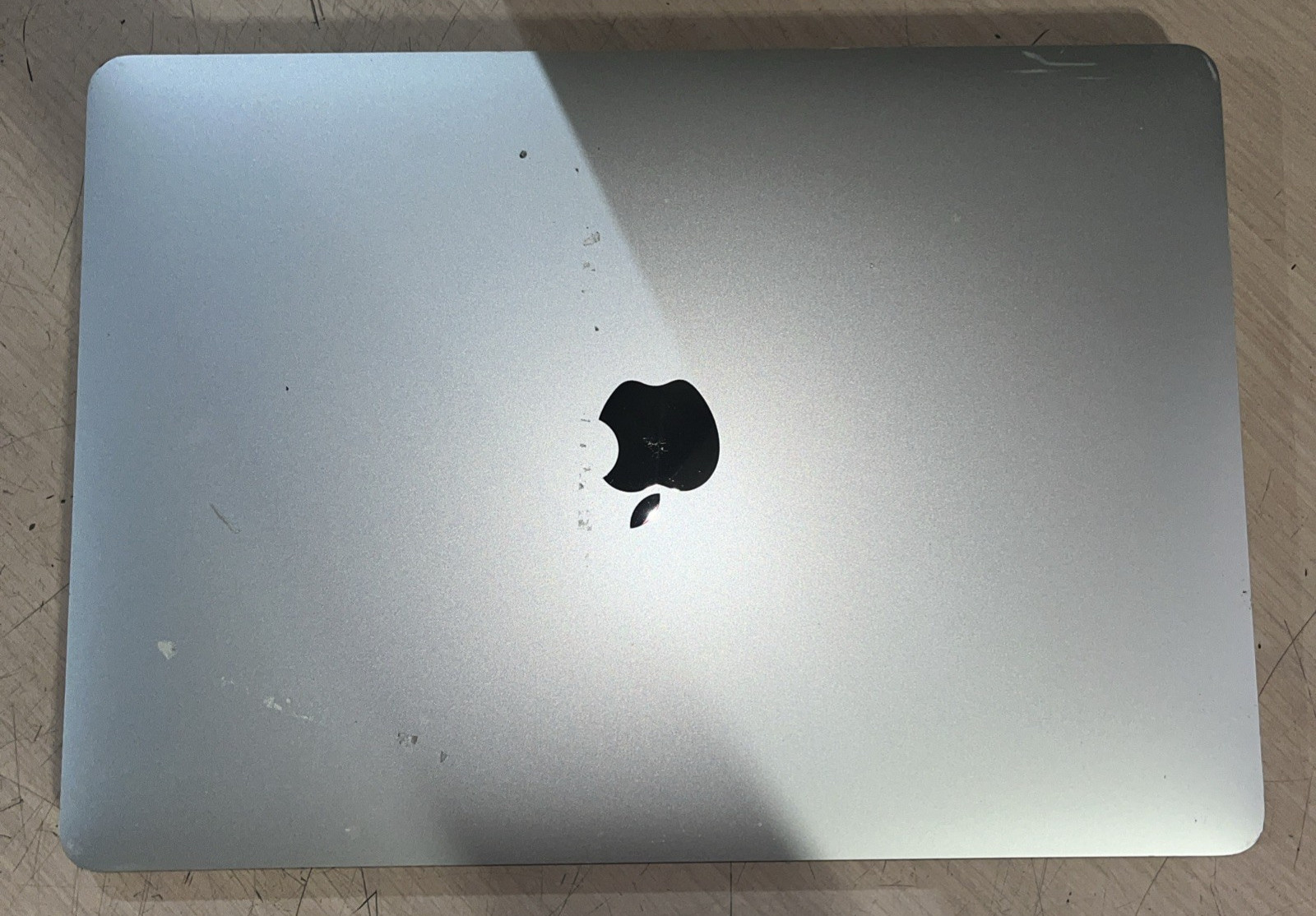 APPLE MACBOOK AIR 13″ SCISSOR, 2020 CORE I3-1000NG4 1.1GHZ 8GB RAM 256SSD