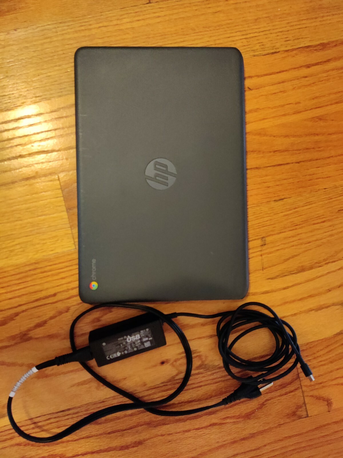 HP CHROMEBOOK 14-CA061DX 14″ HD TOUCH SCREEN 1.1GHZ 4GB 32GB