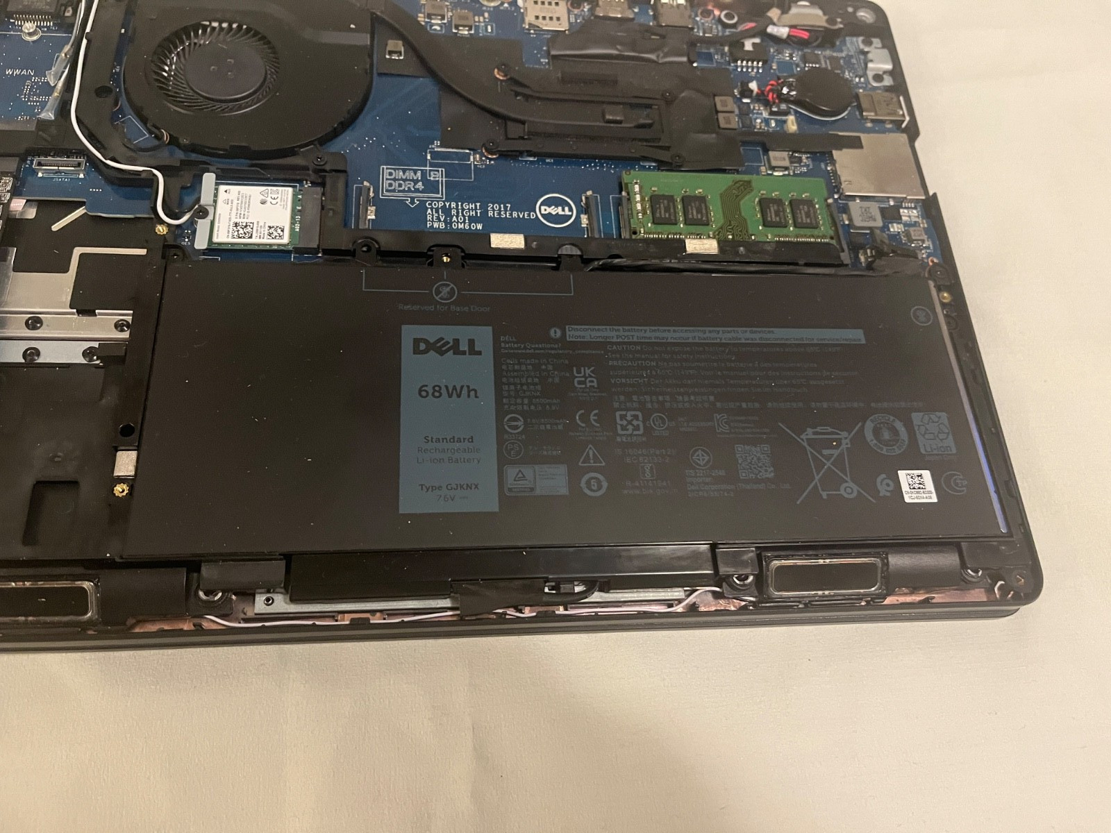 Updated price! Dell Latitude 5480, Lightly used condition, New 512 NVME GB SSD