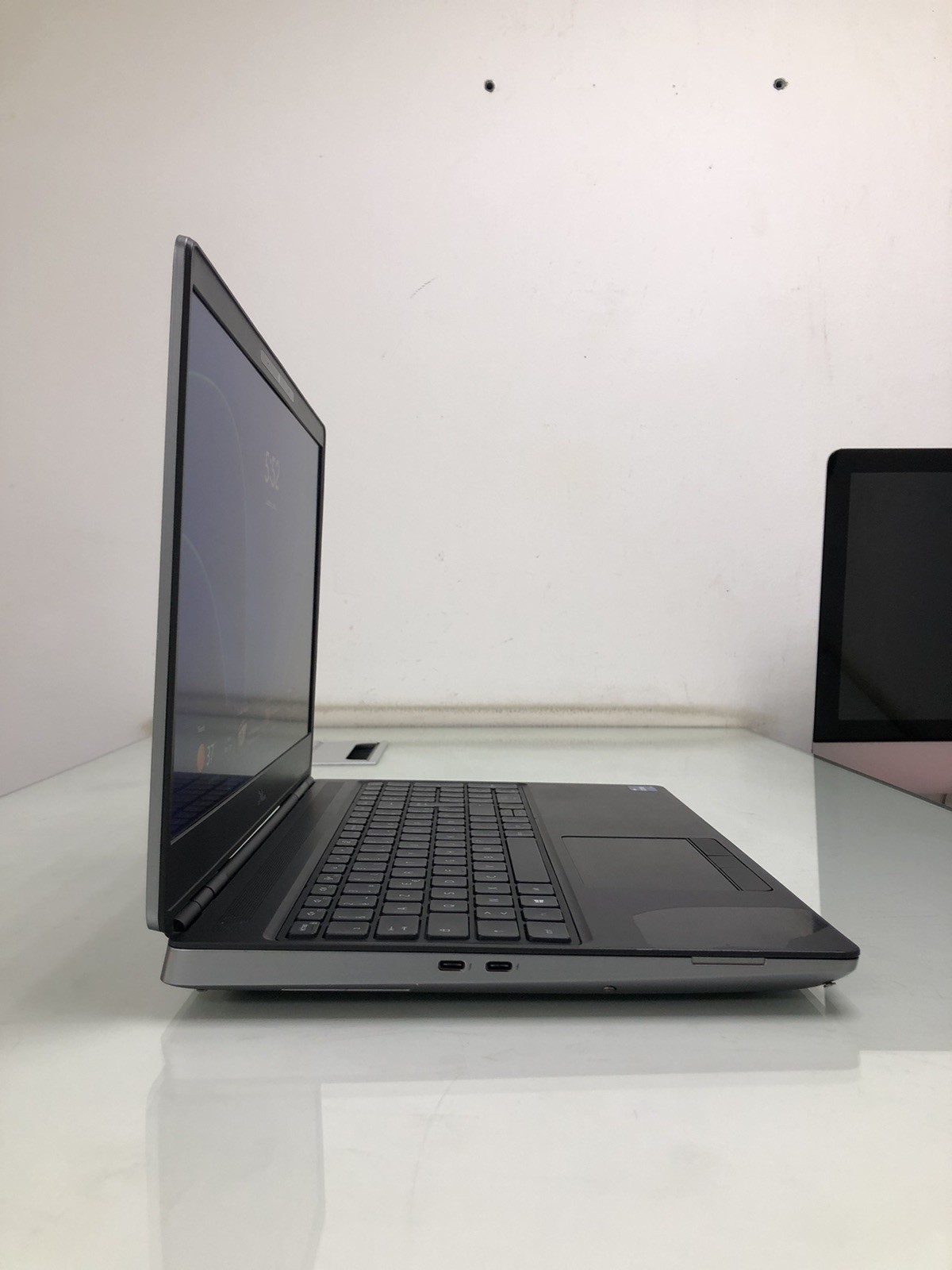 Dell Precision 7560 i9-11950H 64GB 2TB SSD RTX A4000 8GB Mobile Workstation