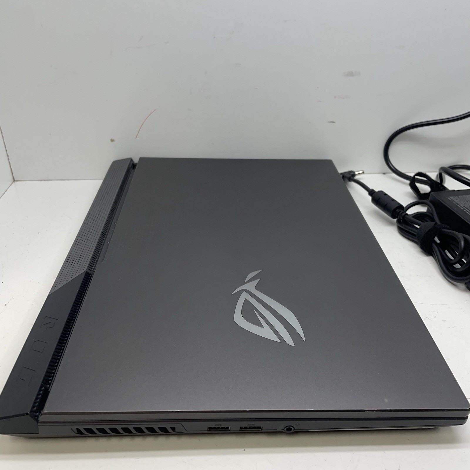 ASUS Rog STRIX (1TB SSD, AMD Ryzen 9 5900HX, 3.30GHz, 64GB RAM, Rtx3070
