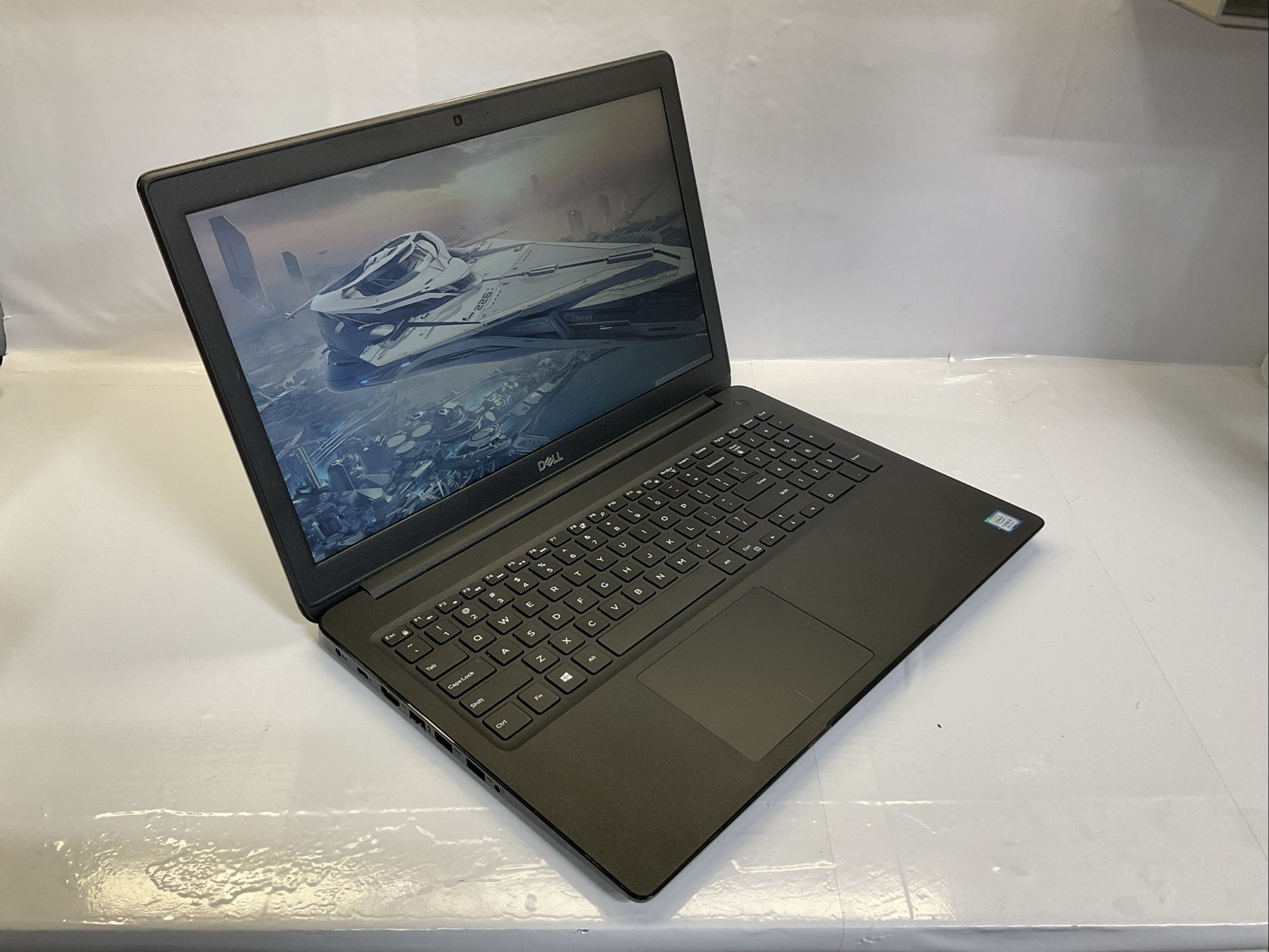 Dell Latitude 3500/ 15.6-inch/ i5-8th Gen/ 16GB RAM/ 128GB SSD/W11 Pro/AC(133F)