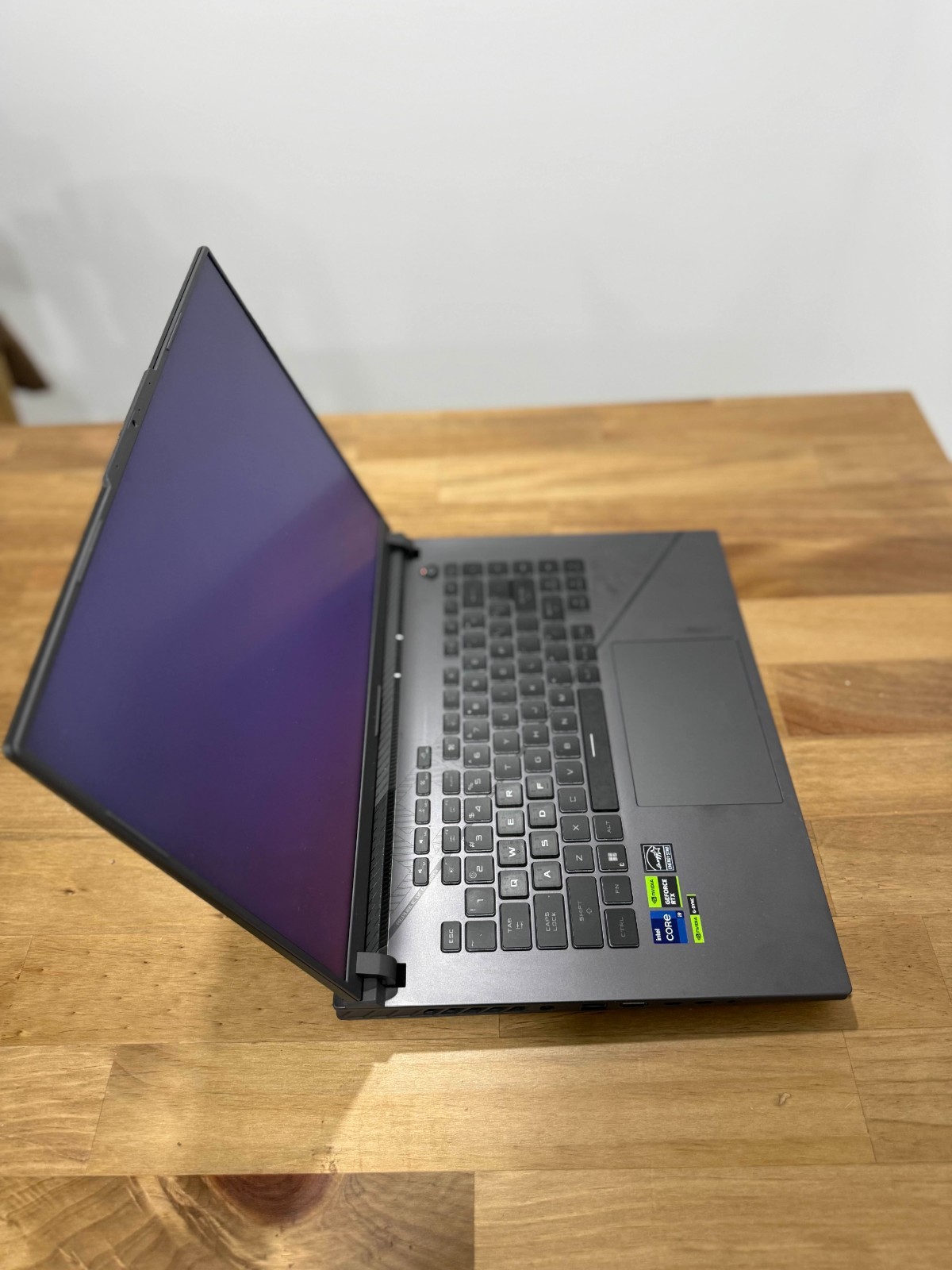 ASUS ROG Strix G16 (2024) Gaming Laptop, 16” ROG Nebula Display 16:10 QHD 240Hz,