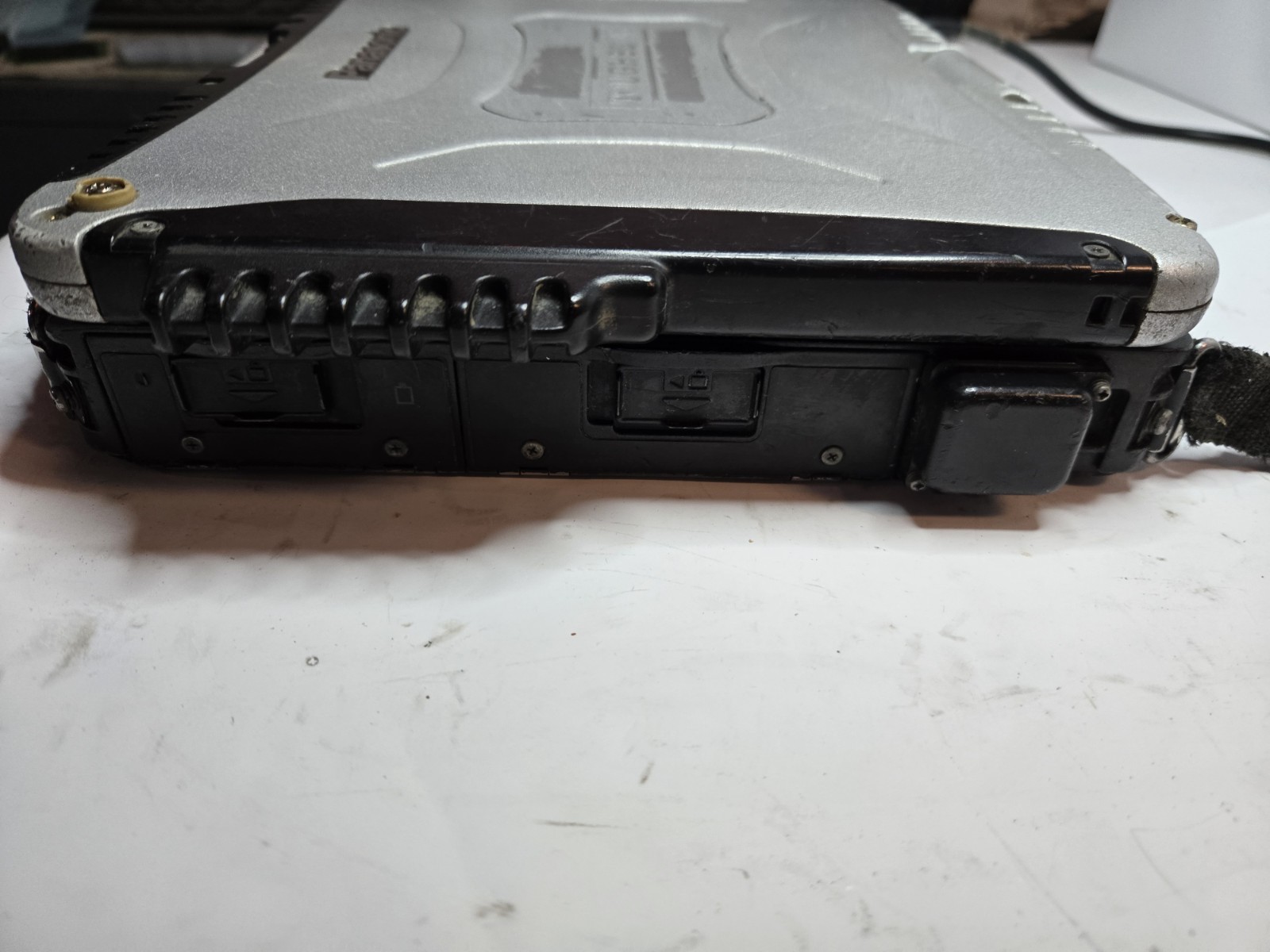 Panasonic Toughbook CF-19 MK5, i5 2520M 2.5GHz, 8GB RAM 512GBSSD Touch Win10P 3G