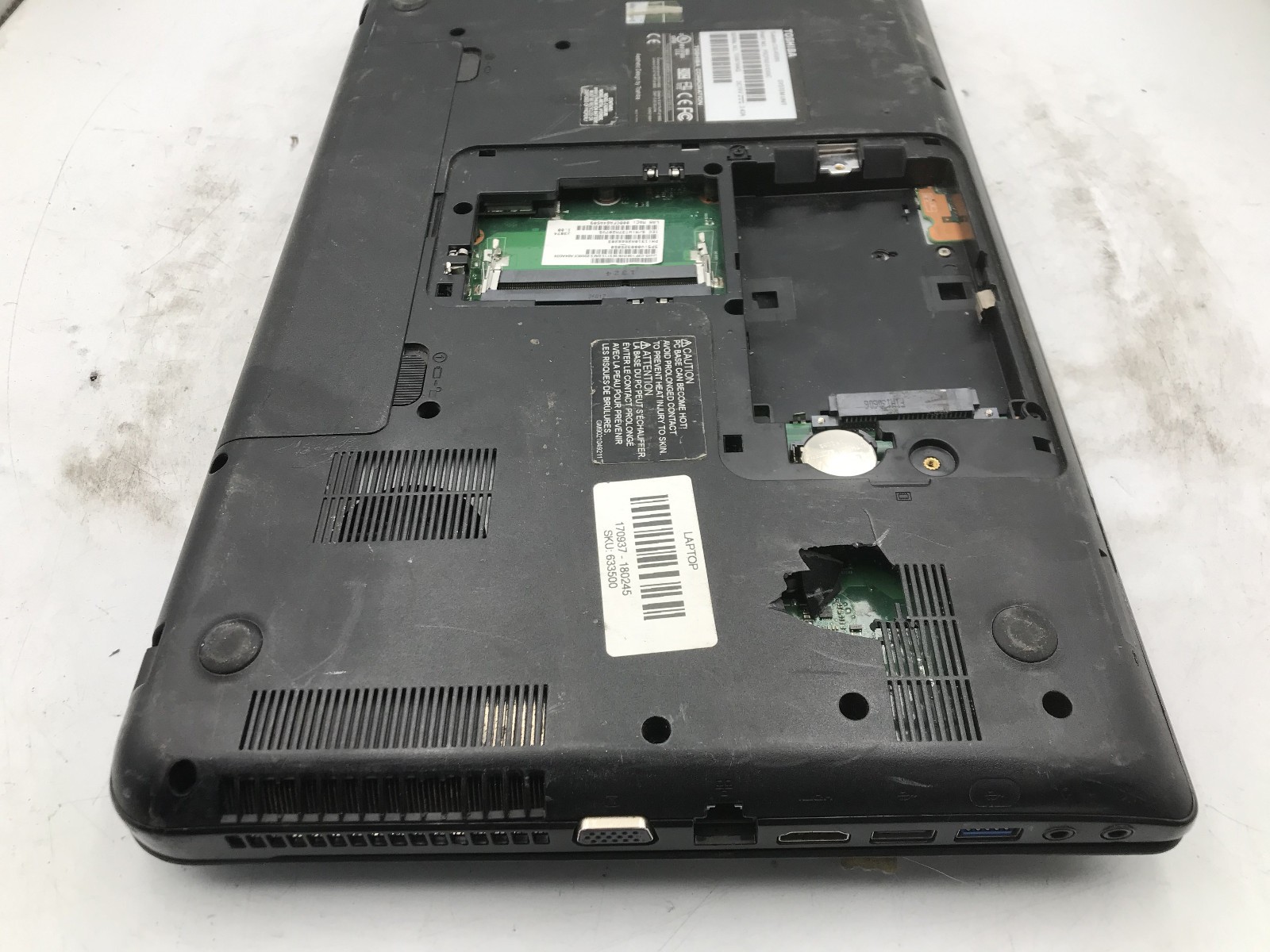 TOSHIBA SATELLITE C55 A5285 – FOR PARTS/REPAIR – INTEL I3 3120M – NO RAM-READ-BB