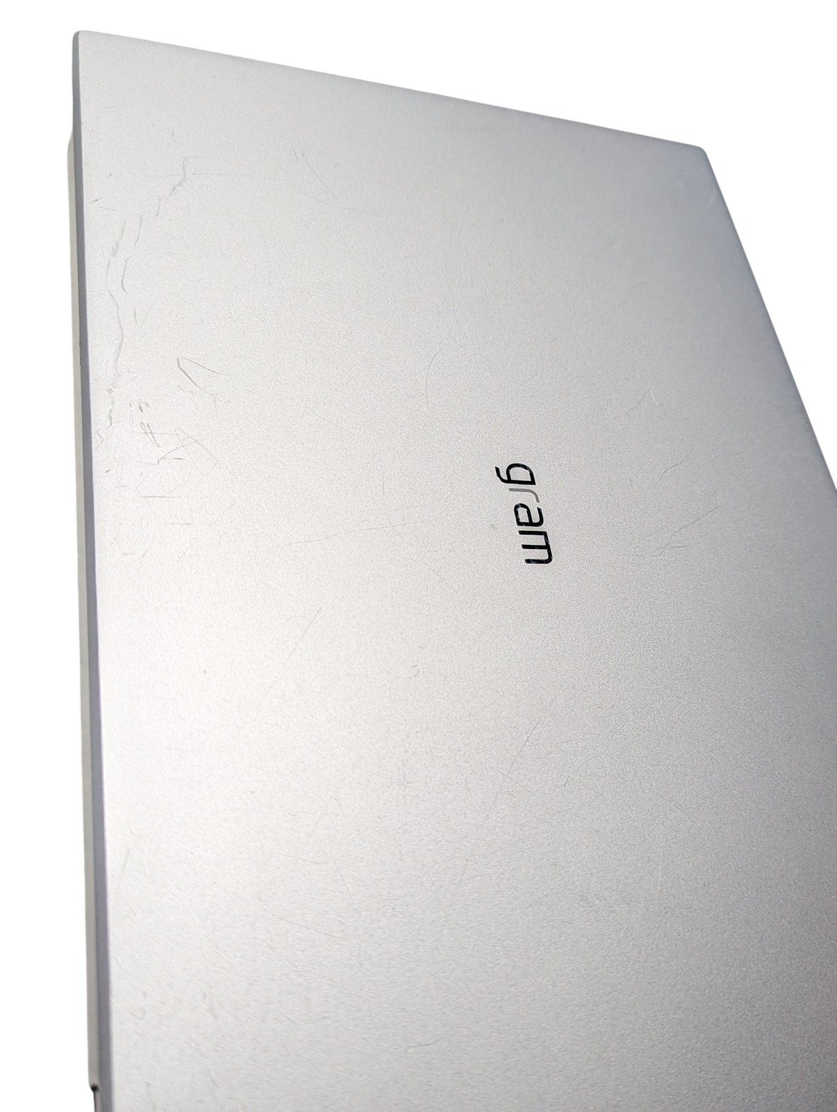 LG 14ZT90P-G.AX33U1 i3-1115G4 3.00GHz 14″ 8GB RAM 256GB SSD Grade D