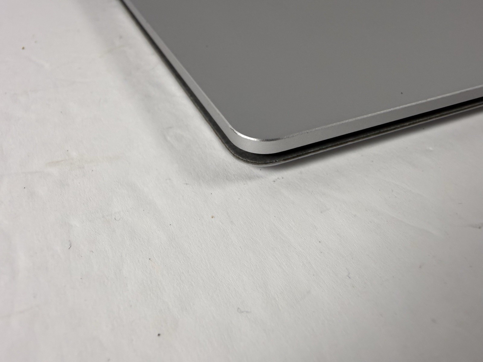 Microsoft Surface Laptop 5 13.5” 1950 Intel Core i7-1265U 16GB RAM 512GB NVME