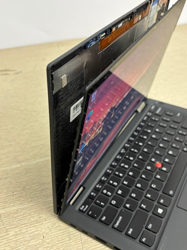 Lenovo ThinkPad X13 Yoga Gen 2 i5-1145G7 16GB 256GB SSD W11P Touch(screen issue)