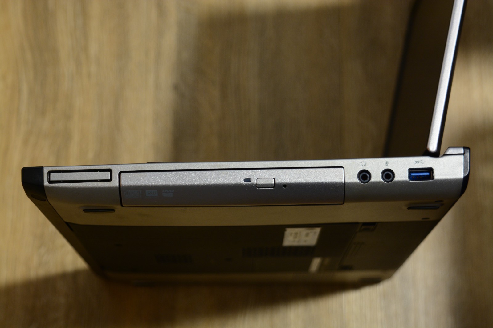 Dell Vostro 3550 15.6″ | Intel Core i5-2450M | 4 GB RAM | 500 GB HDD | Win 10