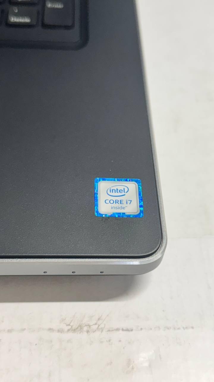 Dell Precision 7710 Intel i7-6820HQ 2.7GHz 16 RM 256ssd win 11 pro