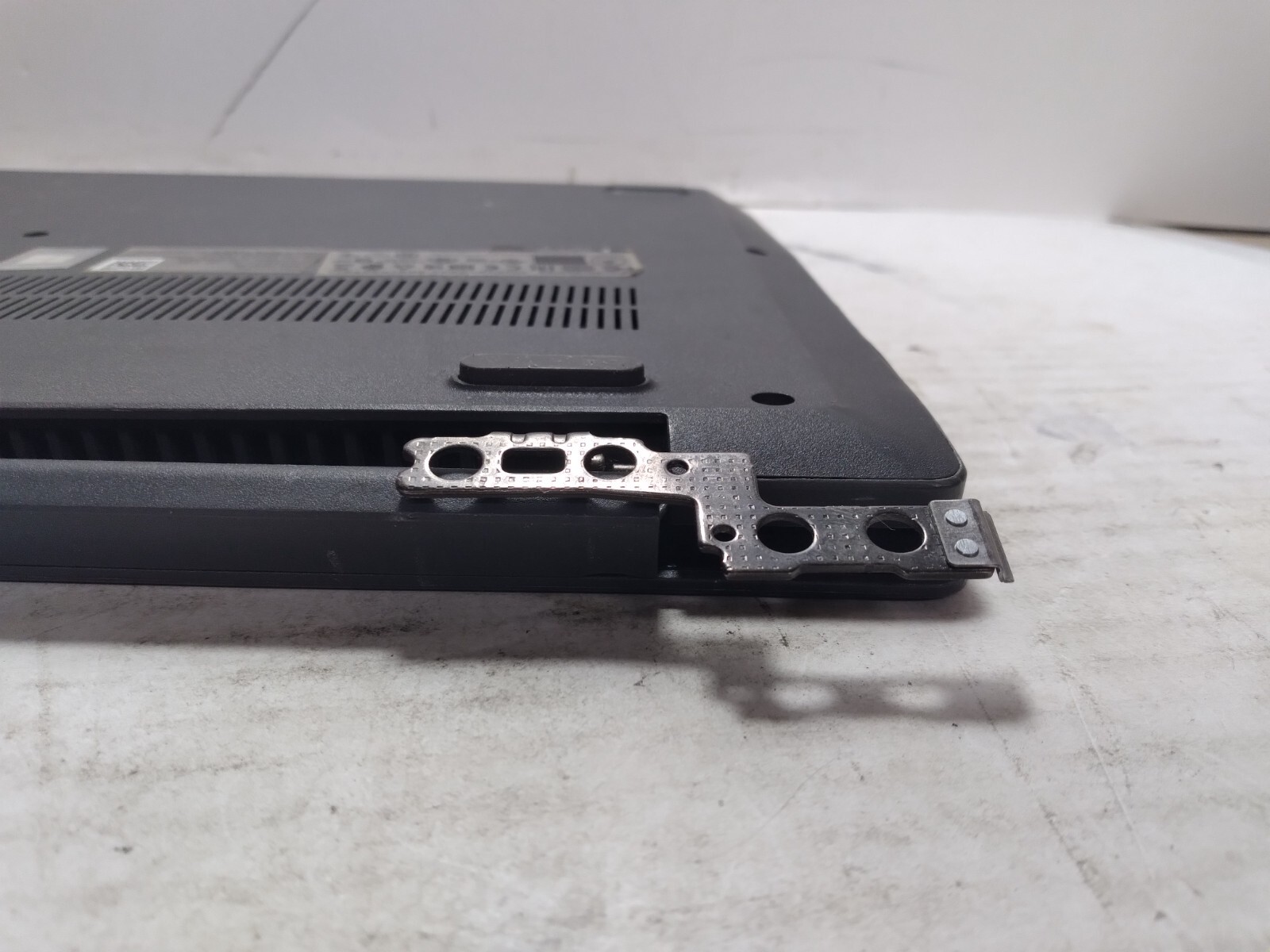 Lenovo V15 G1 IML w/i3-10110U, 4GB RAM Laptop for Parts/Repair #0190