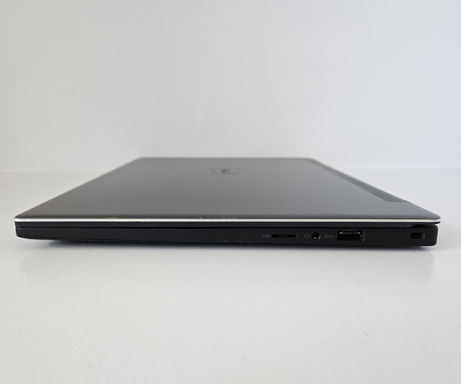 Dell Latitude 7370 Core m7-6Y75 1.2GHz 8GB 256GB NVMe Win 11 Pro💥QHD+ Touch VGC
