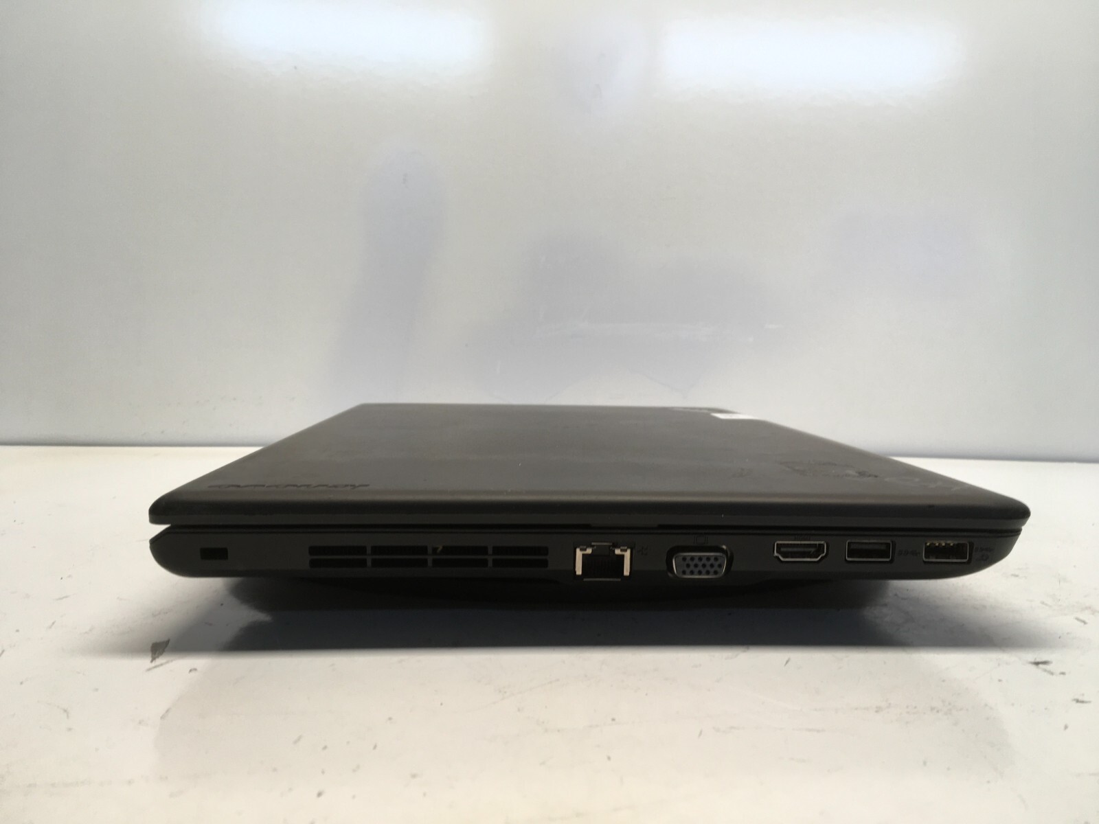Lenovo ThinkPad E550 Intel i3-4005U 1.7GHz 4 GB NO HDD