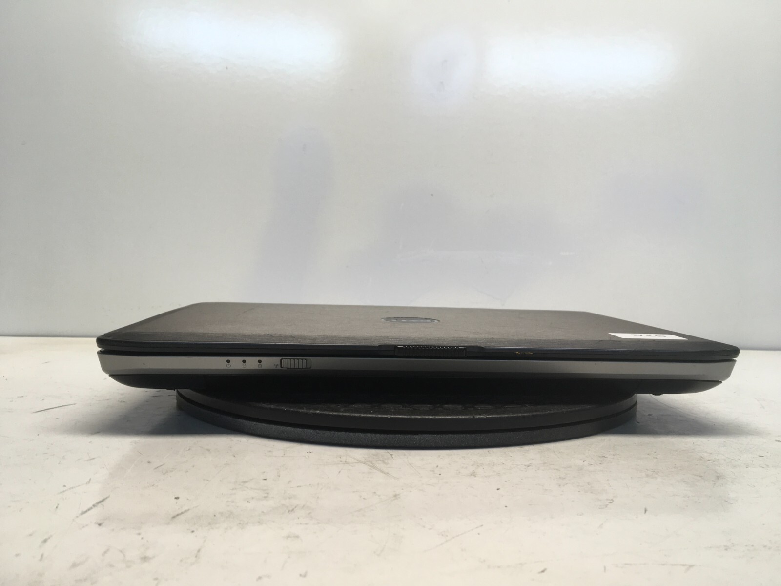 Dell Latitude E5430 Intel i5-3340M 2.7GHz 2 GB NO HDD No Batt