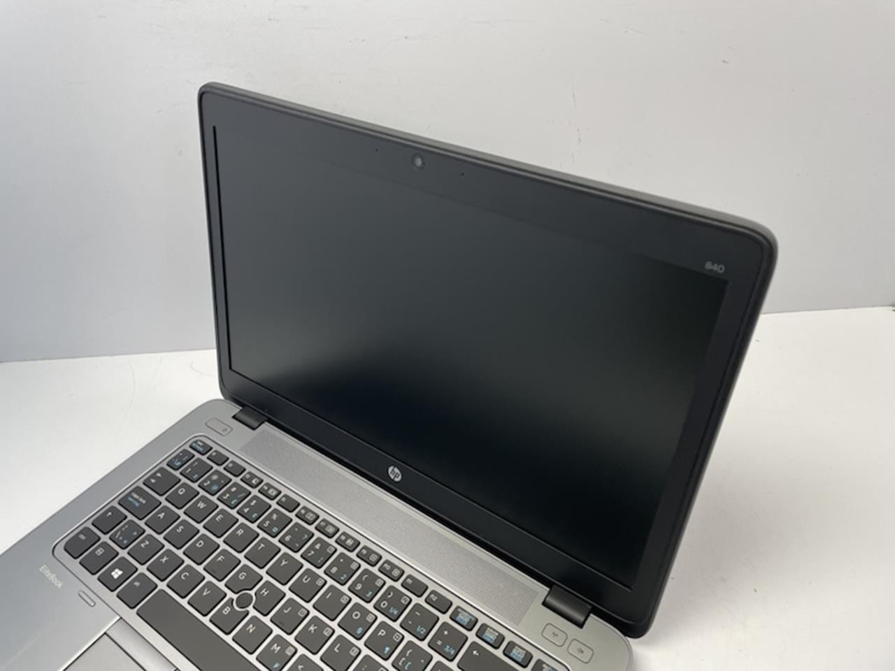 HP ELITEBOOK 840 G2 Laptop w/ Intel Core i5-5300U 2.30 GHZ + 8 GB | No HD / OS B