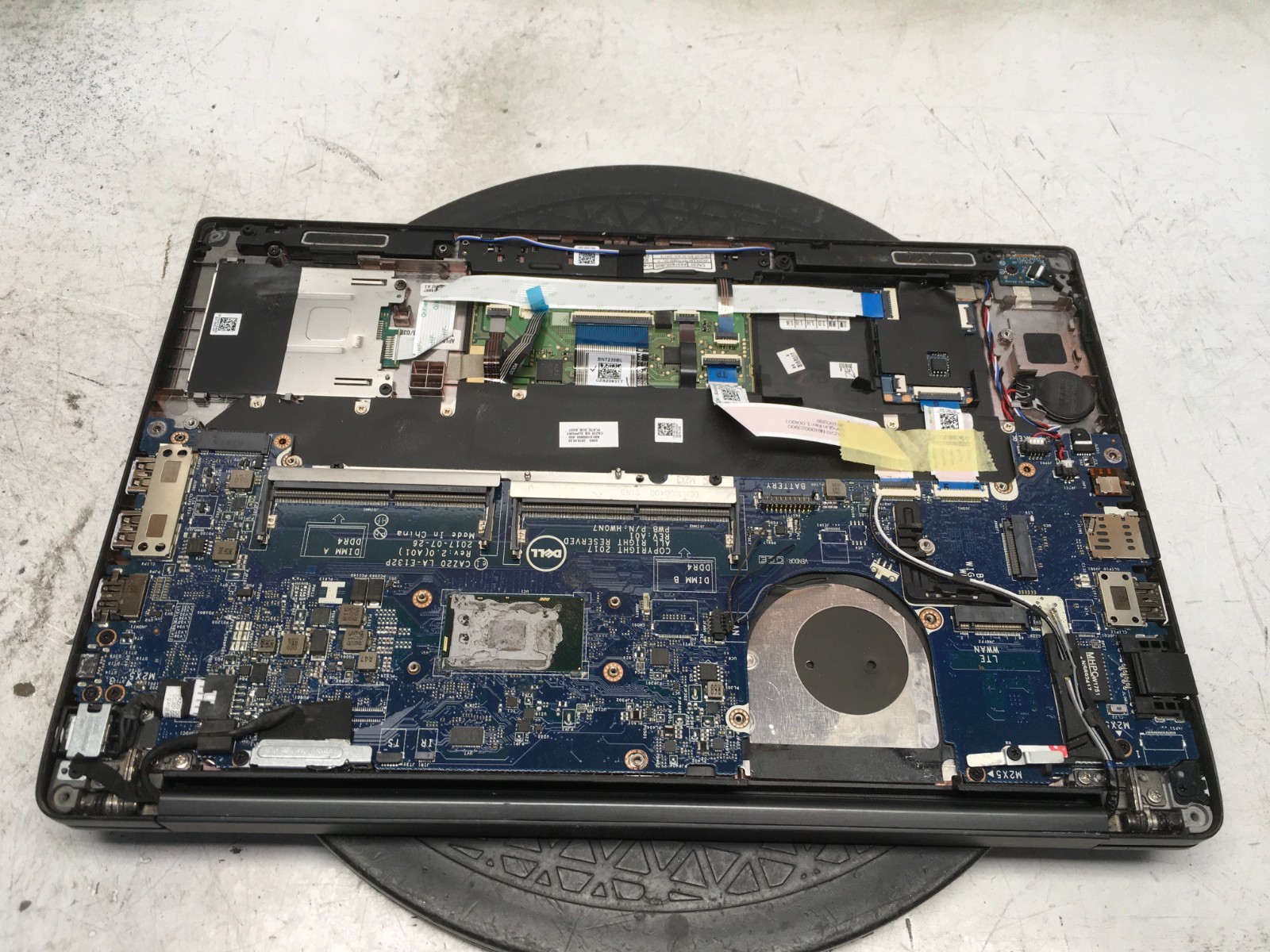 Dell Latitude 7480 Intel i5 7th Gen No RAM NO HDD