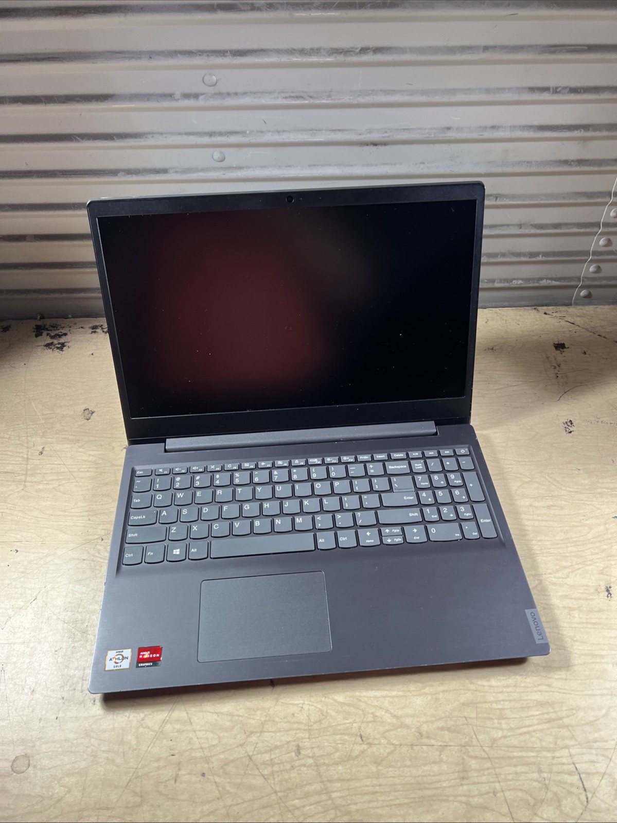 LENOVO V15-ADA AMD ATHLON GOLD 3150U 8GB RAM **NO HD/ NO CADDIE/ NO OS