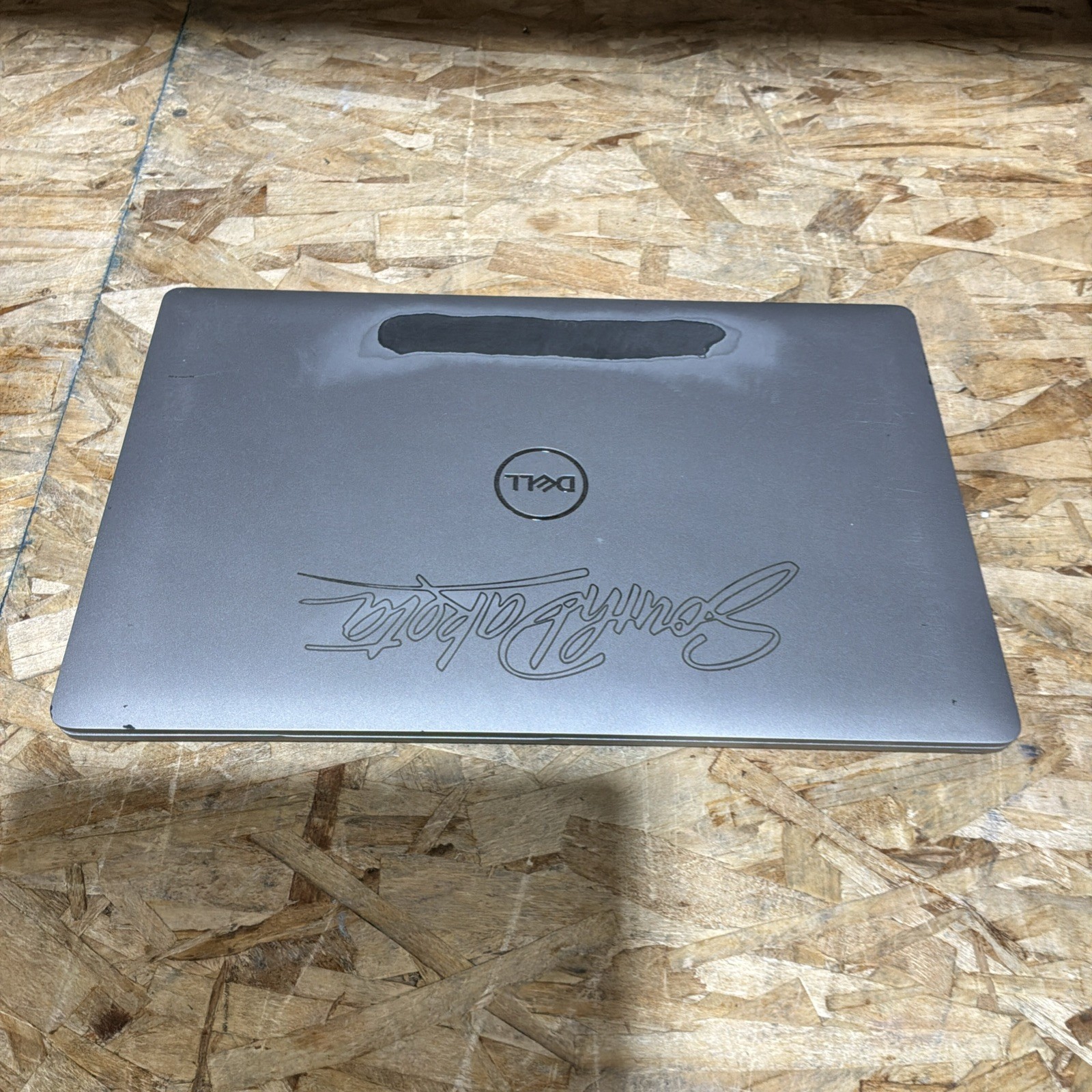 Dell Precision 3550 15″ Intel i7-10610U No RAM No SSD READ Parts C378