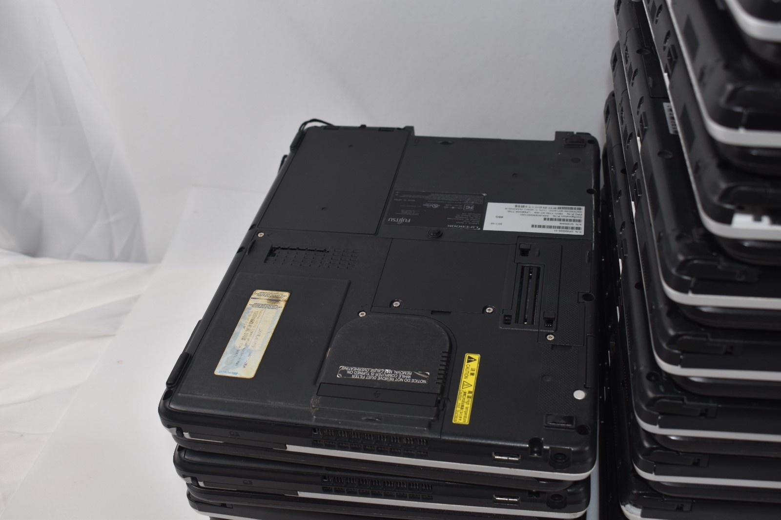 Lot Of 18 Fujitsu Lifebook T730 12″ Laptop Intel Core i3 370M 2.4GHz READ